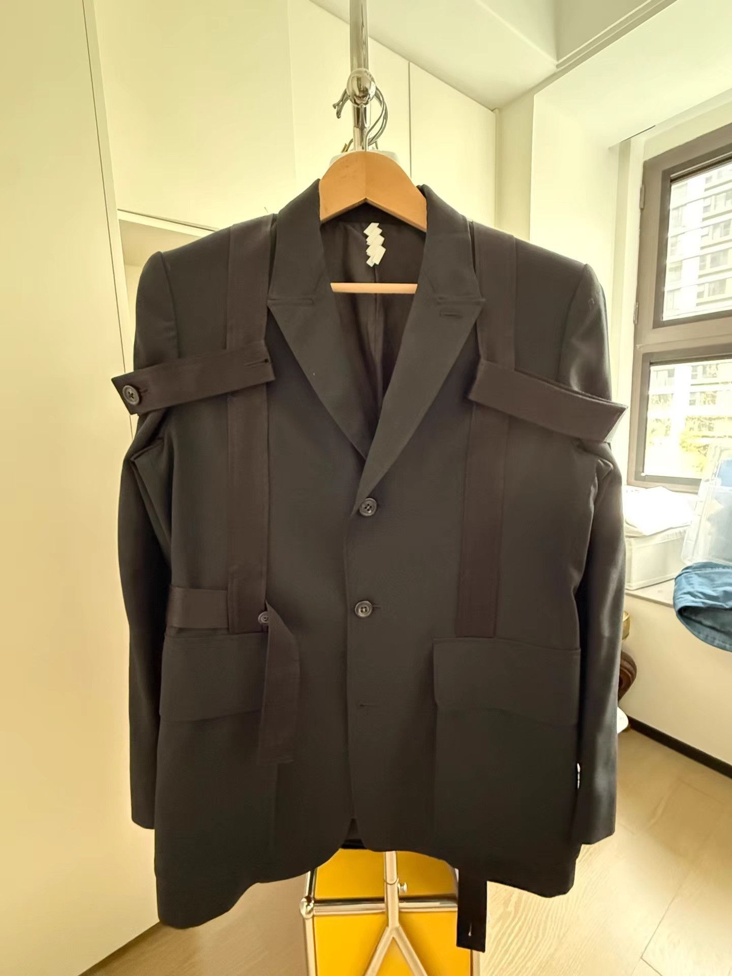 SOSHIOTSUKI Black Structured Blazer with Strap Details Size S Size US S / EU 44-46 / 1 - 1 Thumbnail