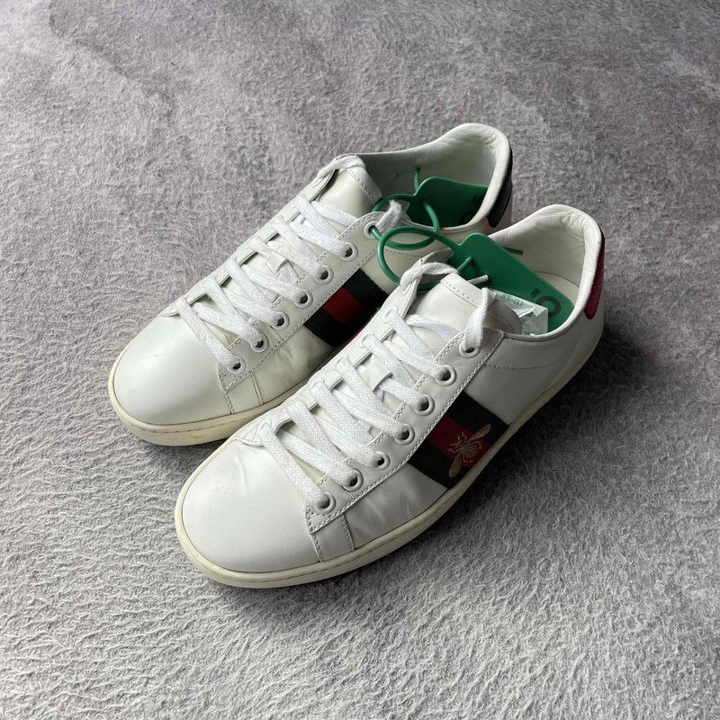 Gucci Gucci Ace Embroidered Fashion Sneakers for Women 0079 Size US 6 / IT 36 - 1 Thumbnail