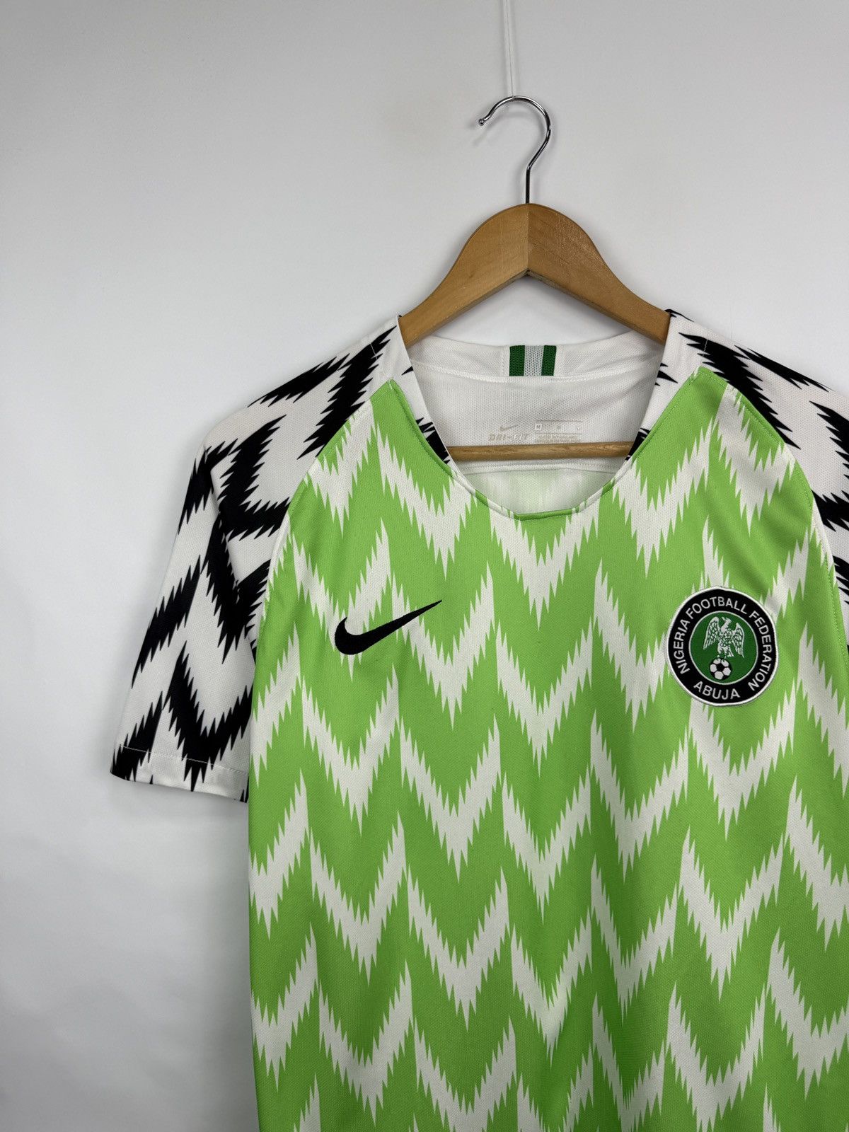 Nike 🇳🇬 Nike Nigeria 2018 ABUJA Jersey Rare Retro Hype Y2K Size US M / EU 48-50 / 2 - 2 Thumbnail