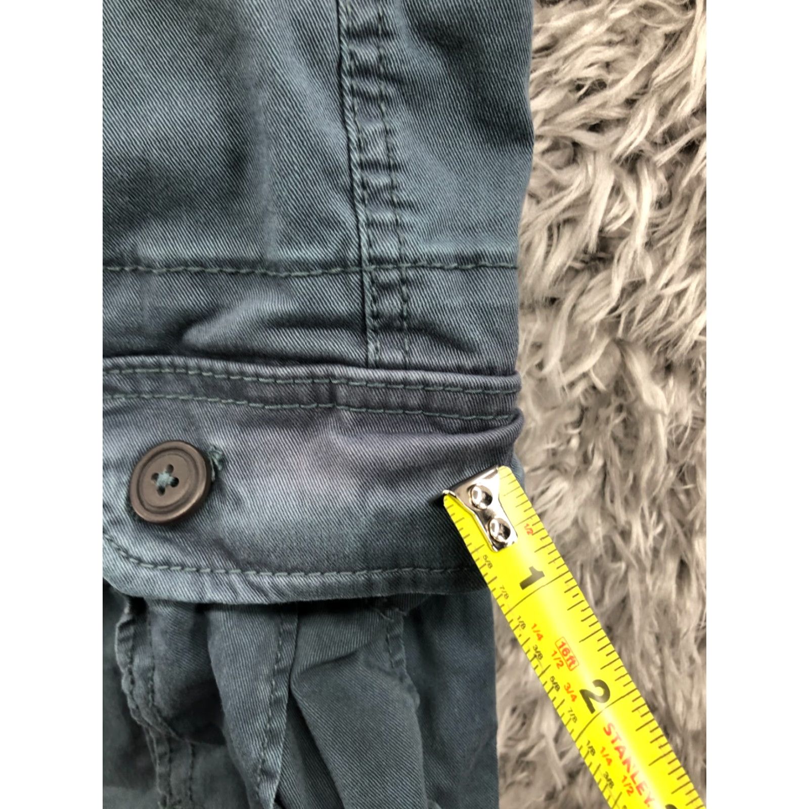 Vintage Aéropostale Cargo Shorts Mens Size 28 Mid Rise Medium Wash Blue Cargo Short Mens 28 Blue Size US 28 / EU 44 - 5 Thumbnail