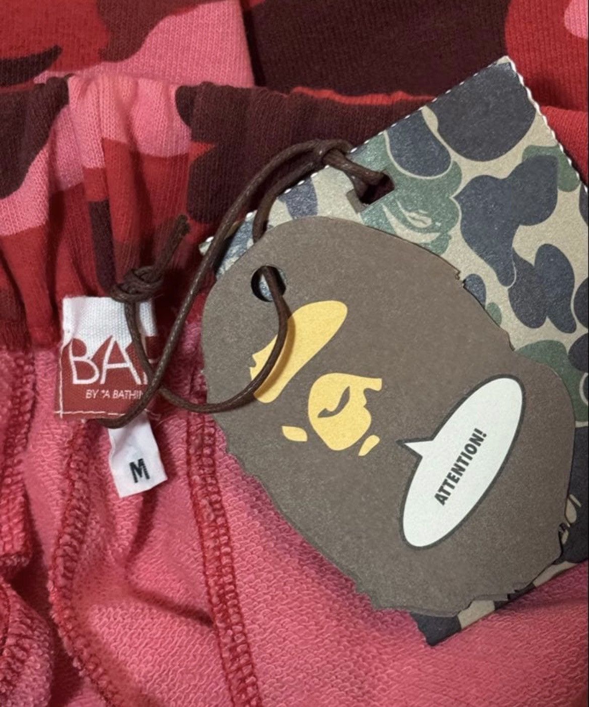 Bape RARE OG 2006 A BATHING APE RED CAMO SWEATSHORTS Size US 33 - 2 Thumbnail