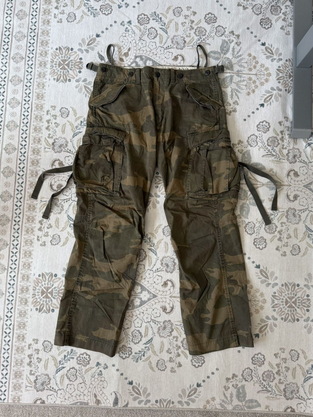 Other Vintage Camo Cargo Military Pants With Adjustable Straps Size US 33 - 1 Thumbnail