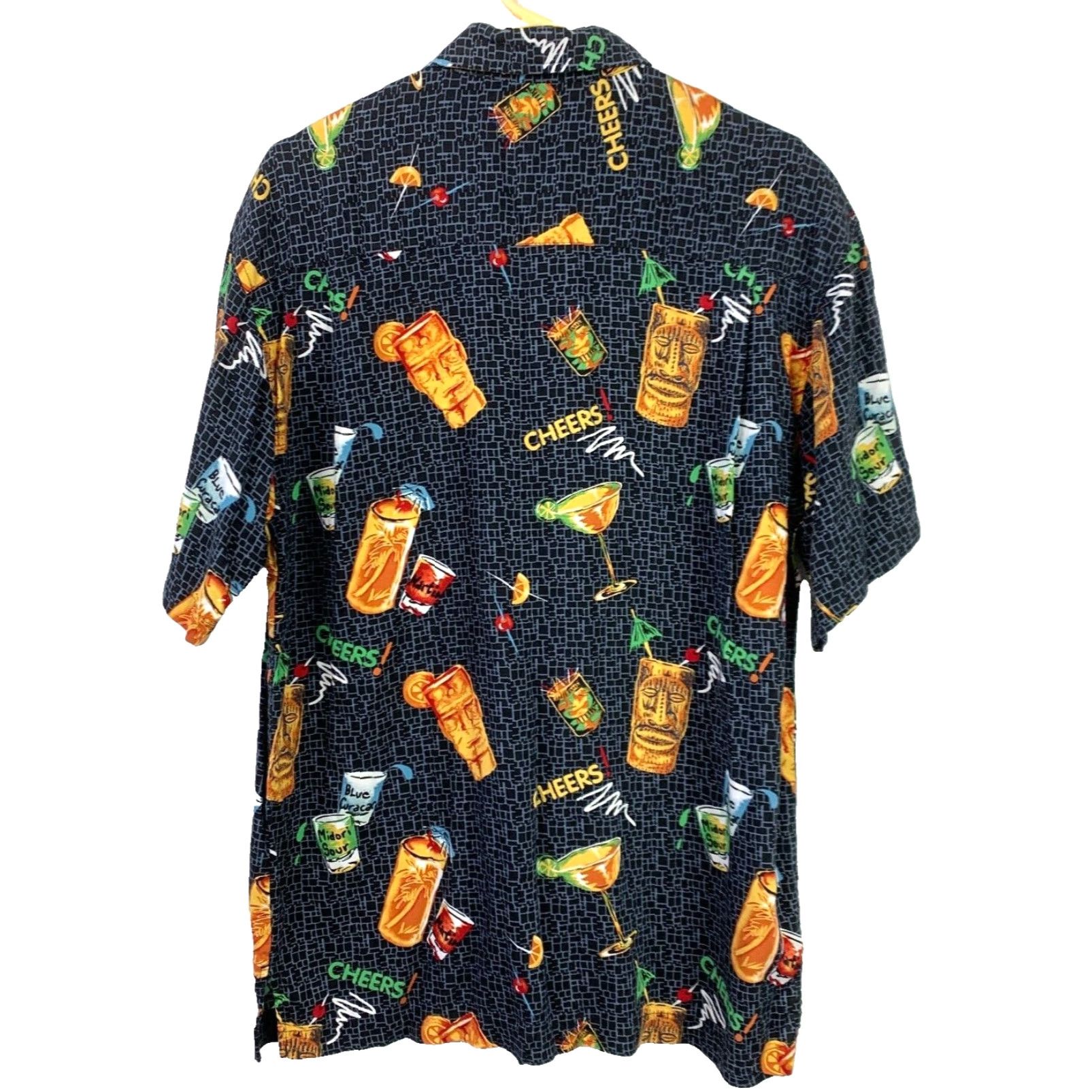 Vintage VINTAGE Utility Shirt Medium 1990s Tiki Allover Print Camp Skate Short Sleeve Black Rock Grunge Football Concert Keywords Size US M / EU 48-50 / 2 - 4 Thumbnail