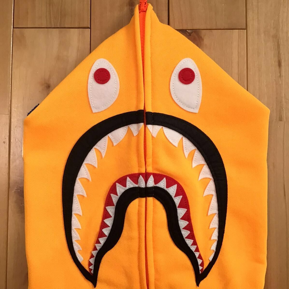 Bape BAPE Neon color shark full zip hoodie a bathing ape Size US L / EU 52-54 / 3 - 3 Thumbnail