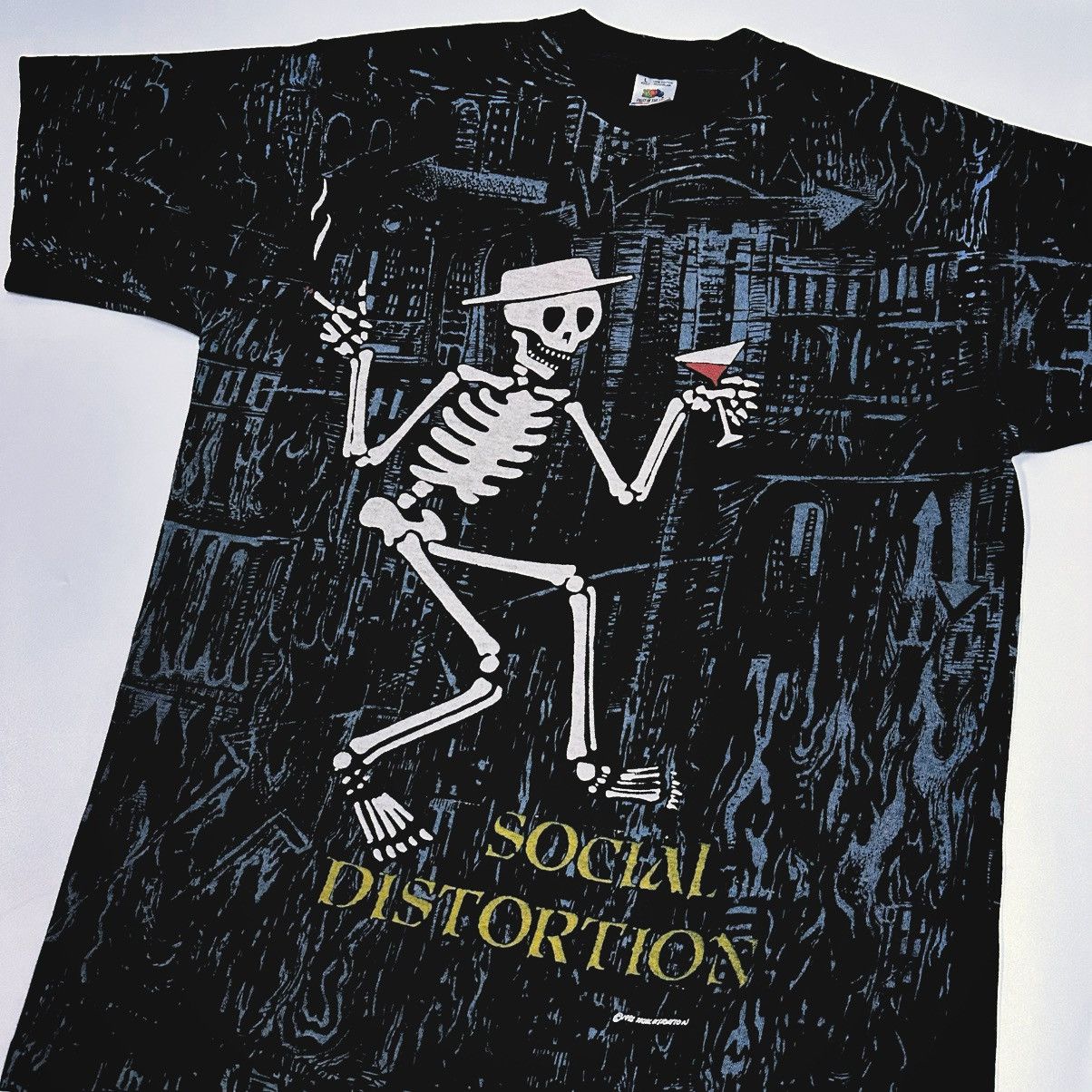 Band Tees × Fruit Of The Loom × Vintage Social Distortion VTG 90’s OVP Size US L / EU 52-54 / 3 - 2 Thumbnail