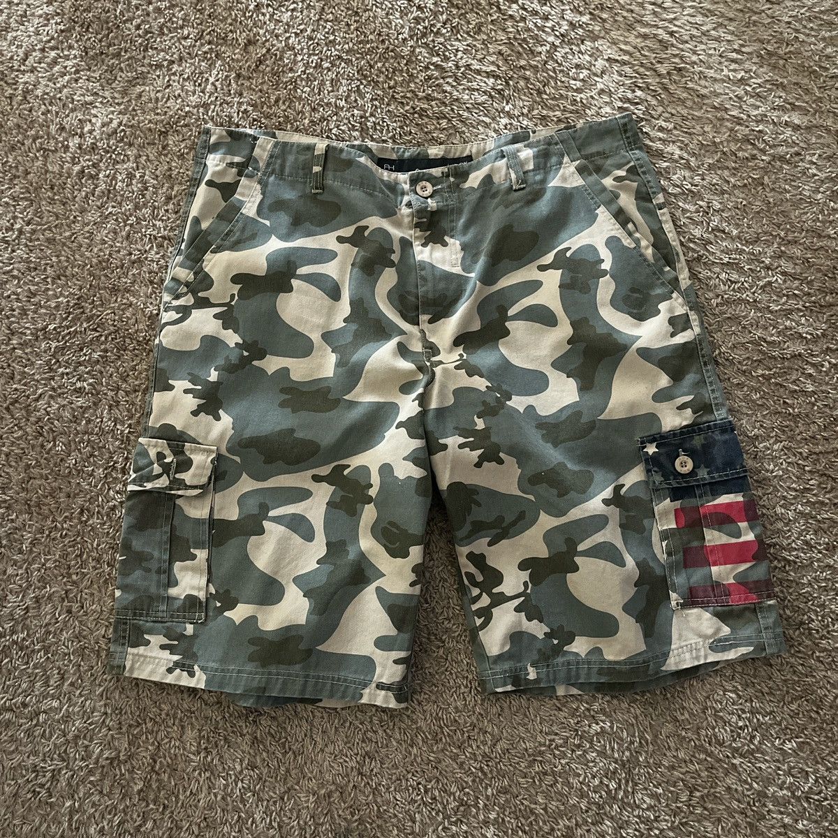 Other Camo Shorts Size US 40 / EU 56 - 1 Thumbnail