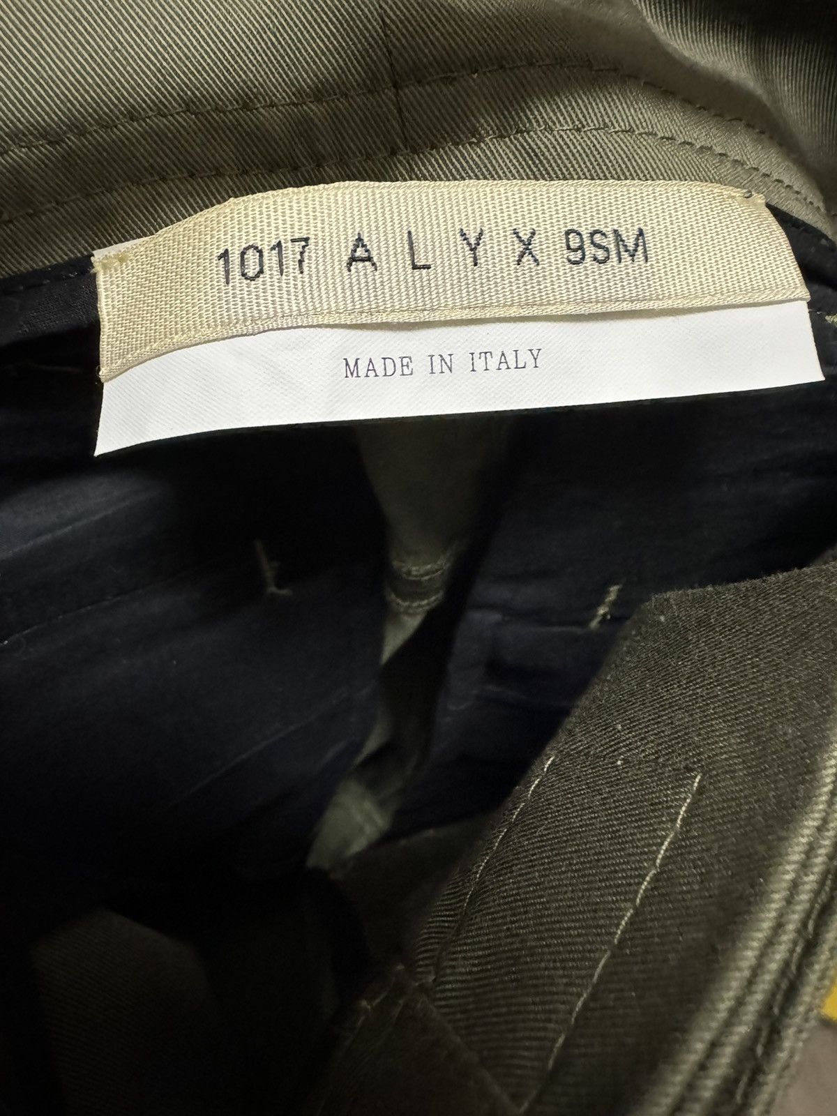 1017 ALYX 9SM 1017 AYLX 9SM Size US 34 / EU 50 - 7 Thumbnail