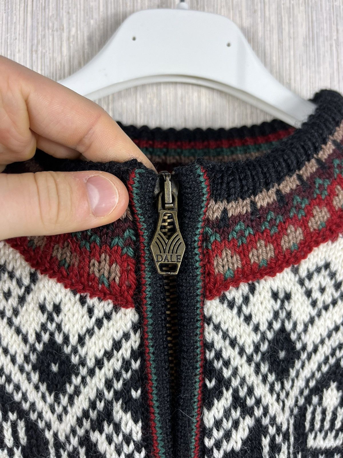 Dale Of Norway × Vintage Vintage Dale of Norway wool heavy patterned zip sweater knit Size US S / EU 44-46 / 1 - 13 Thumbnail