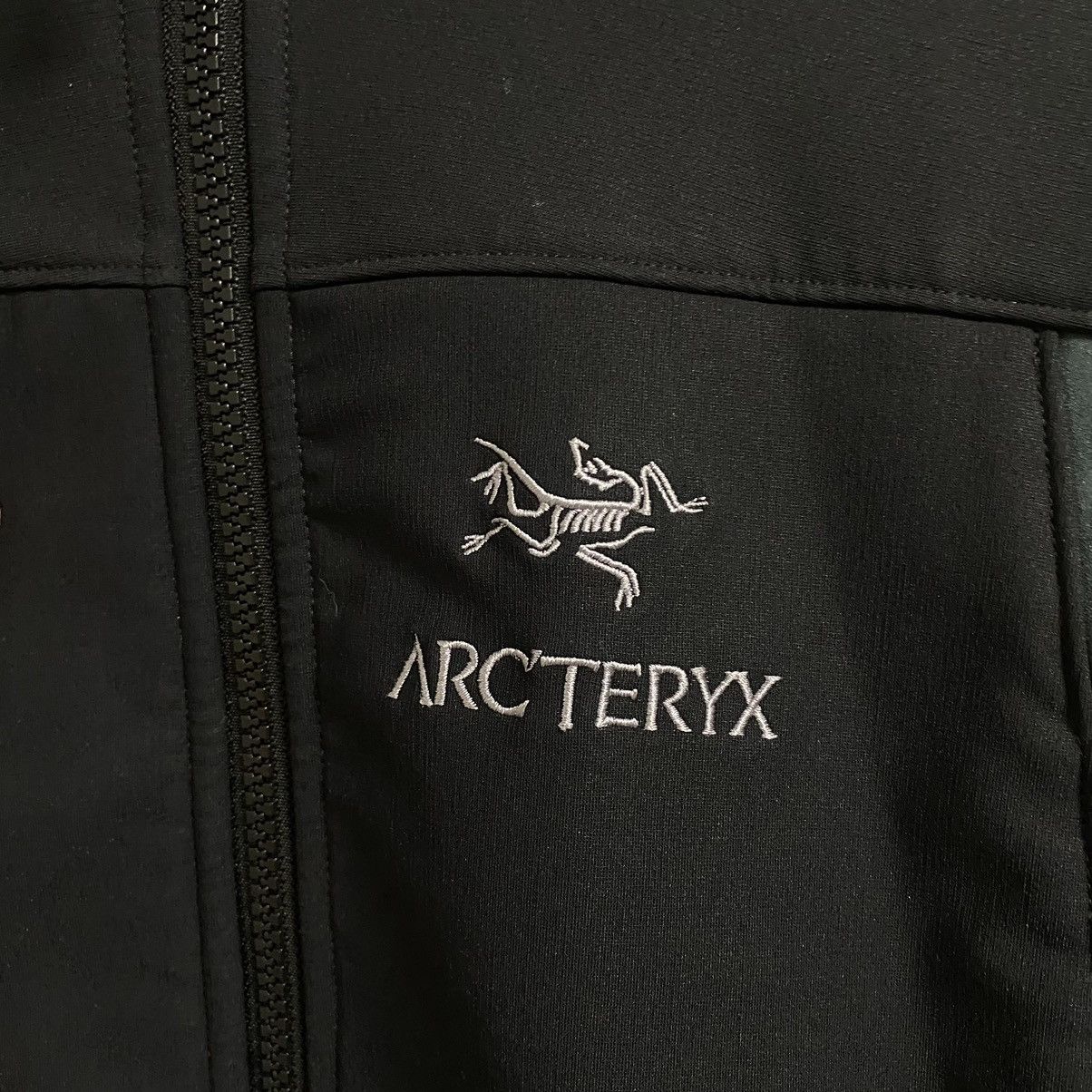 Arc'teryx Arcteryx jacket Streetwear Size M / US 6-8 / IT 42-44 - 4 Thumbnail