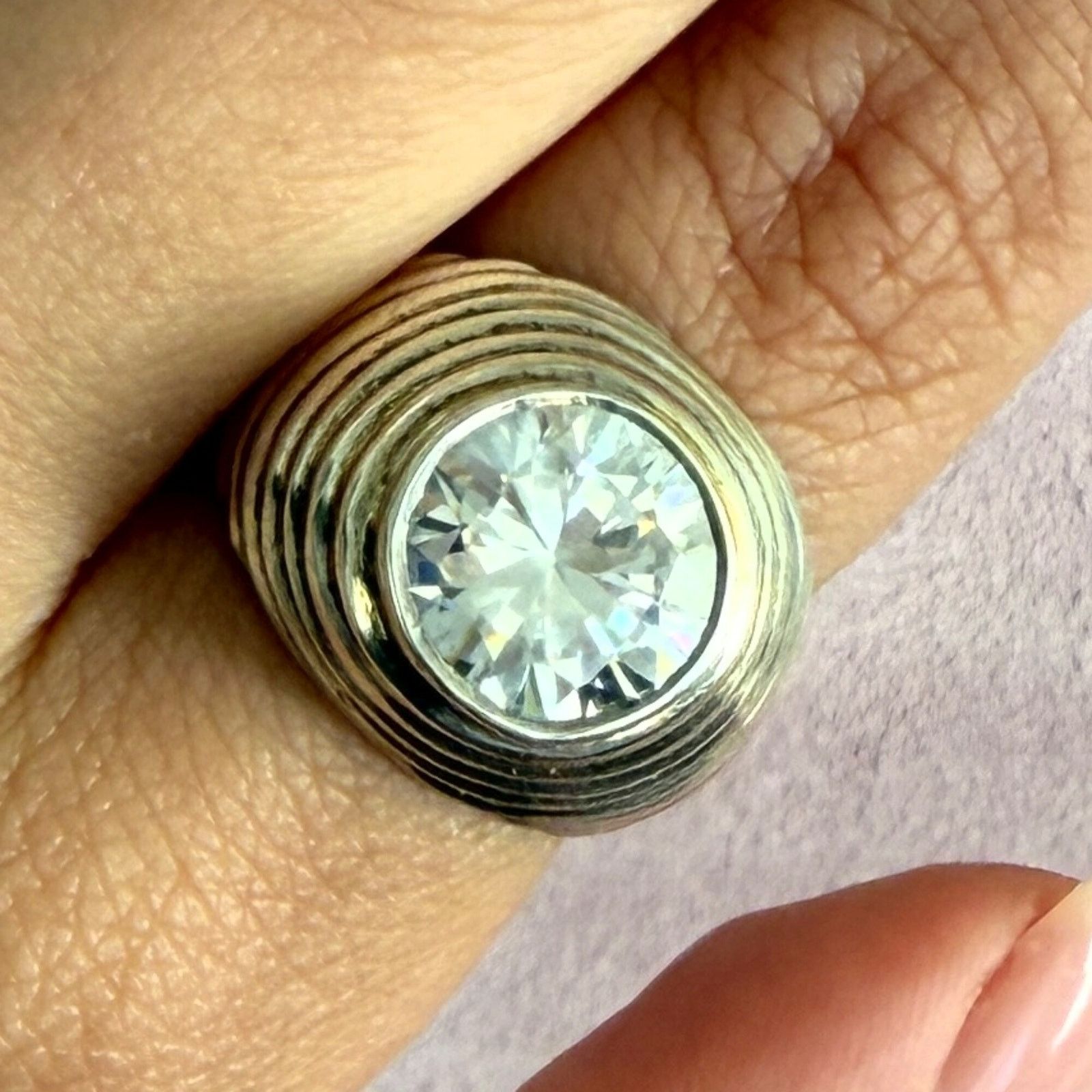 Sterling Silver sterling silver vintage chunky round-cut cz dome ring size 7 Size ONE SIZE - 1 Thumbnail
