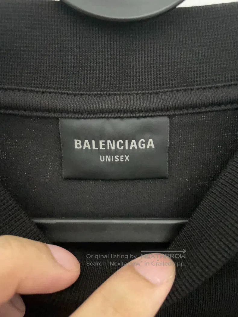 Balenciaga Balenciaga Solid Color Letter Logo Embroidered Crew Neck S Size US S / EU 44-46 / 1 - 5 Thumbnail