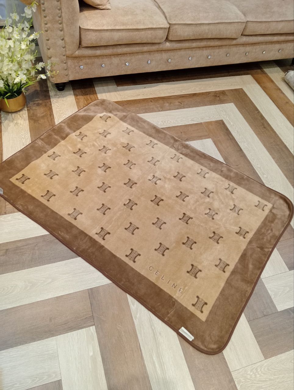 Celine LUXURY CELINE MONOGRAM VELVET BLANKET - SIZE 140cm X 100cm Size ONE SIZE - 10 Thumbnail