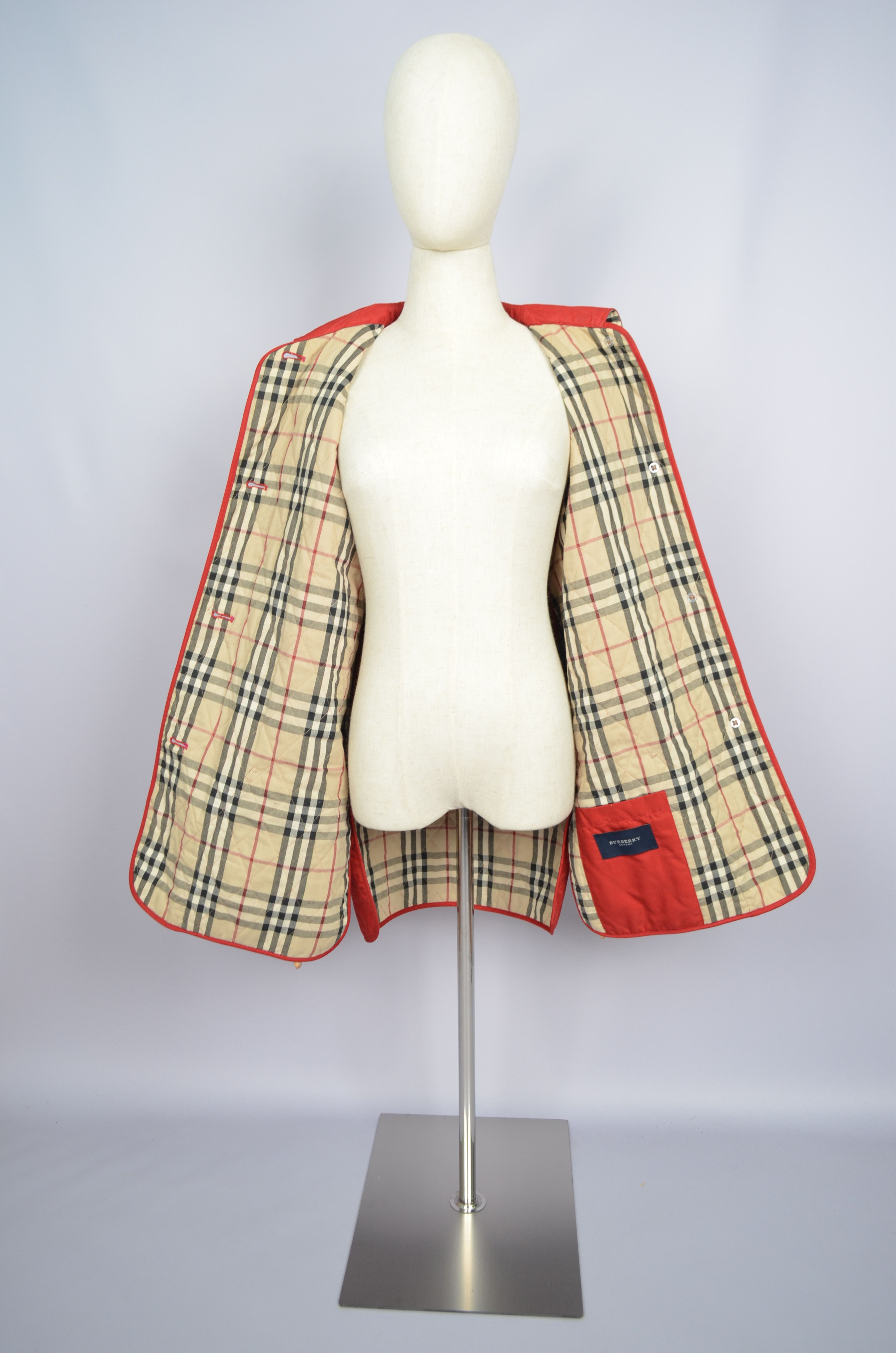 Burberry Burberry Quilted Red Jacket Nova Check Size S RARE P2P 20'4" Size S / US 4 / IT 40 - 12 Thumbnail