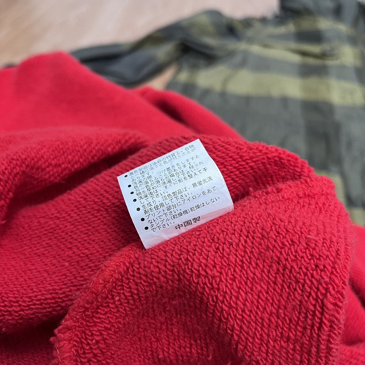 Japanese Brand 2000s Japanese Brand Neuterplevo DSGN Hoodie Pull Over Size US L / EU 52-54 / 3 - 8 Thumbnail