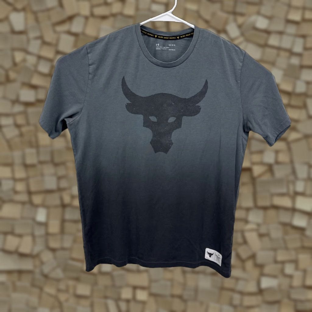 Under Armour Under Armour Project Rock Shirt Mens L Gray T-Shirt Graphic Print Bull Blood Sweat Respect Crew Neck Short Sleeve Relaxed Fit Size US L / EU 52-54 / 3 - 1 Thumbnail