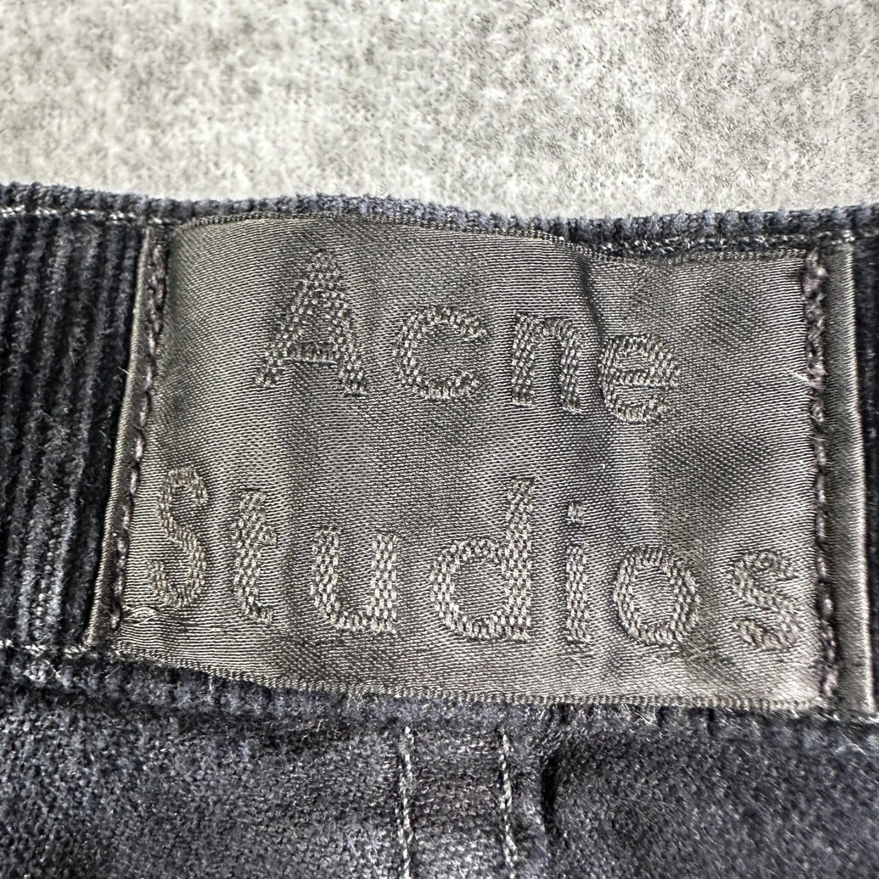 Acne Studios Acne Studios Town Navy Cord Pants Mens 32x26 Blue Corduroy Chino Stretch Cord Town Navy Cord Pants Mens 32x26 Blue Size US 32 / EU 48 - 2 Thumbnail