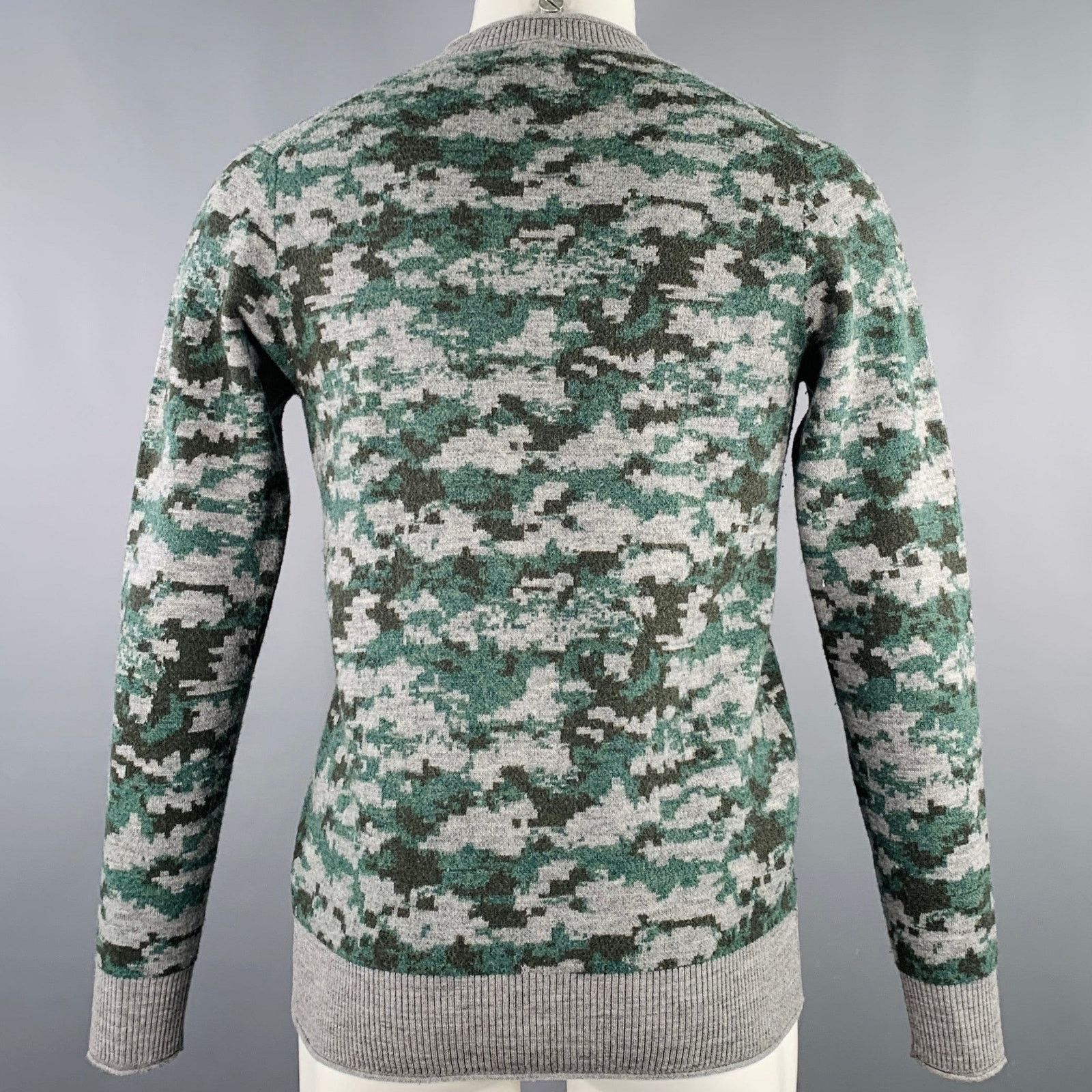 Other ESTNATION Size M Grey Green Camouflage Wool V-Neck Sweater Size US M / EU 48-50 / 2 - 4 Thumbnail
