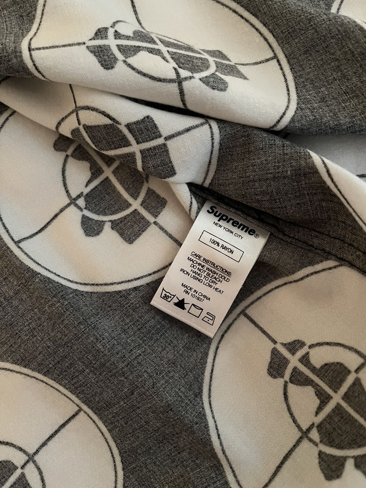Supreme × Undercover Supreme Undercover Rayon Shirt Size US S / EU 44-46 / 1 - 3 Thumbnail