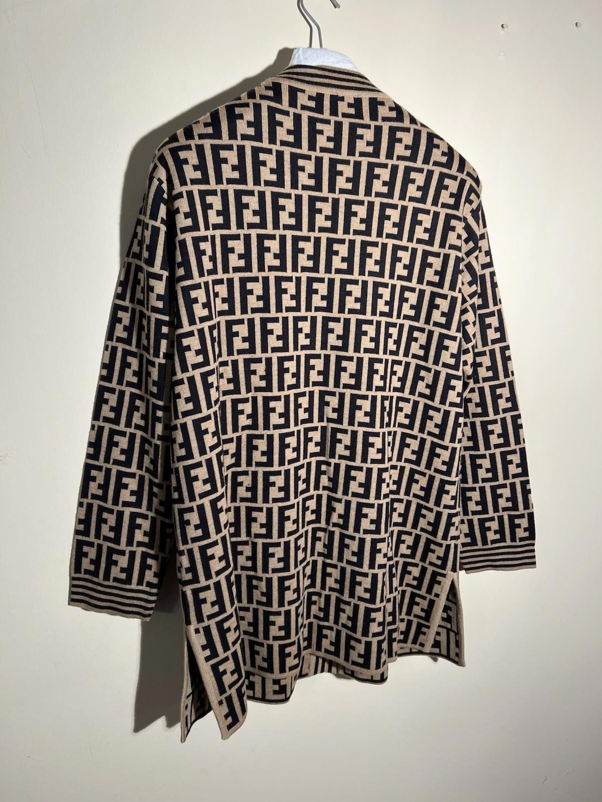 Fendi Fendi FF Logo Cardigan Sweater Wool Size 44 Size US M / EU 48-50 / 2 - 4 Thumbnail