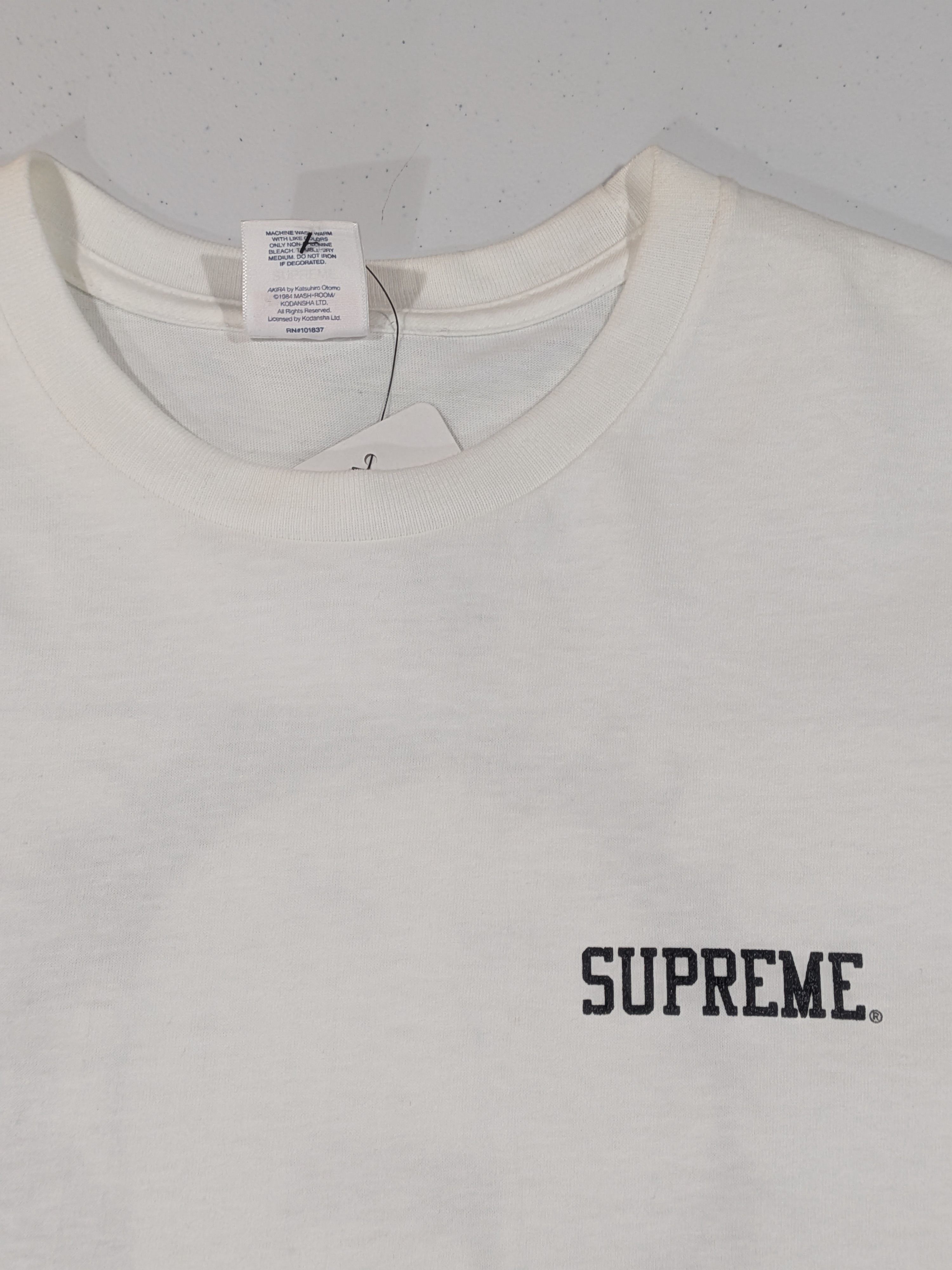 Supreme Supreme AKIRA White Pill Tee Size US M / EU 48-50 / 2 - 3 Thumbnail