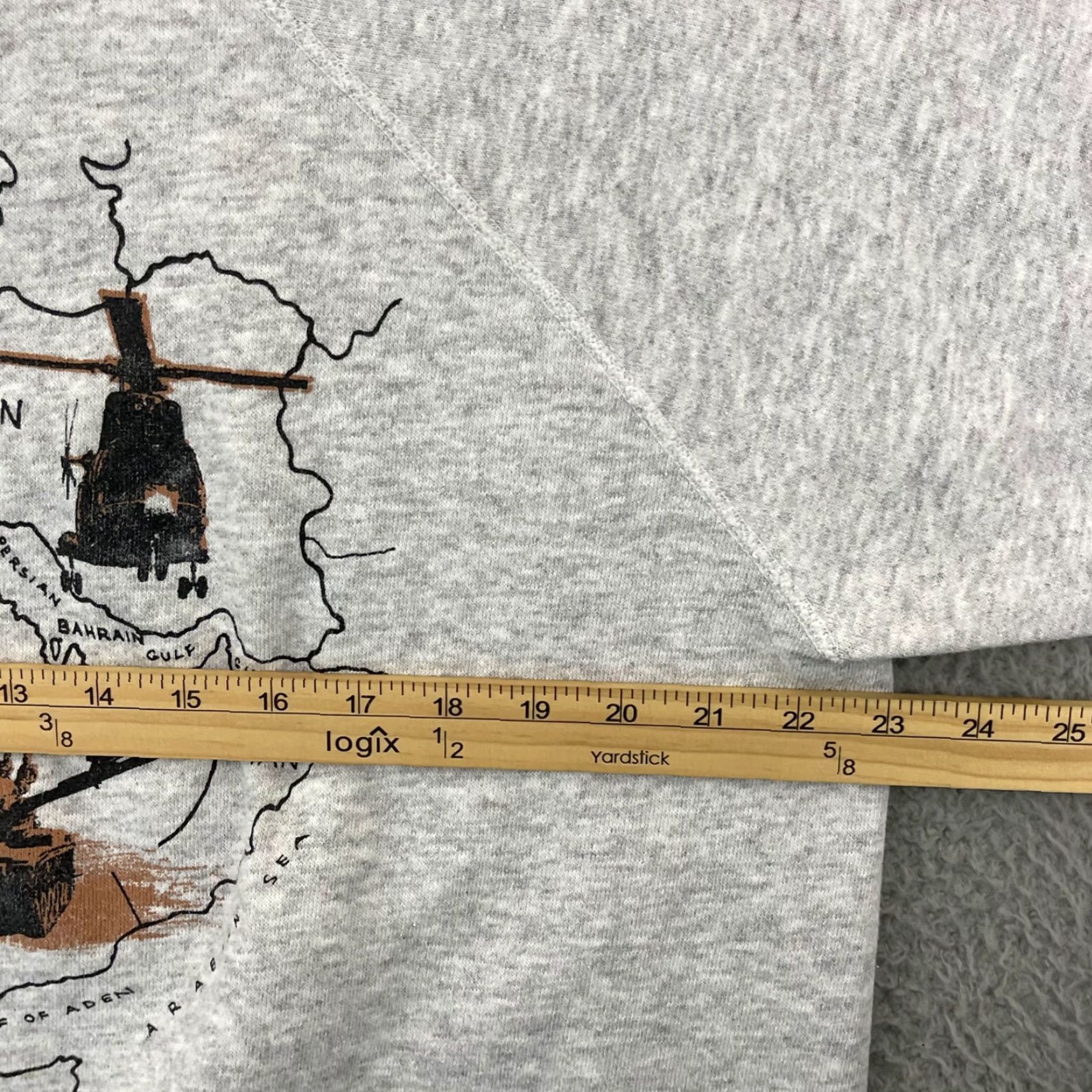 Vintage VINTAGE Desert Shield Sweatshirt Artex XL Gray Military USA Raglan Pullover Crew Neck Graphic Print 90s Size US XL / EU 56 / 4 - 6 Thumbnail