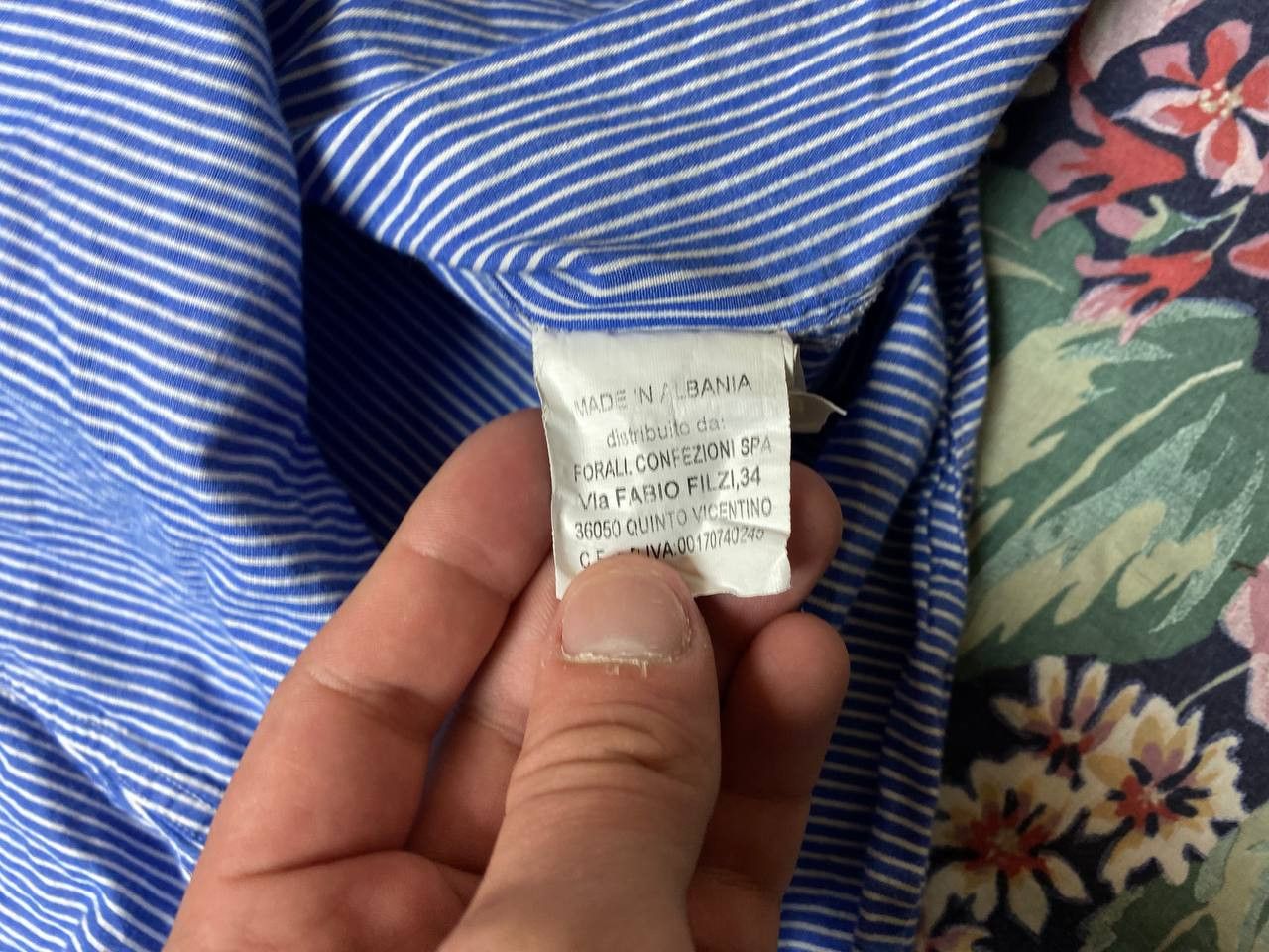 Moschino Moschino Striped Shirt Button Up Size M / US 6-8 / IT 42-44 - 3 Thumbnail