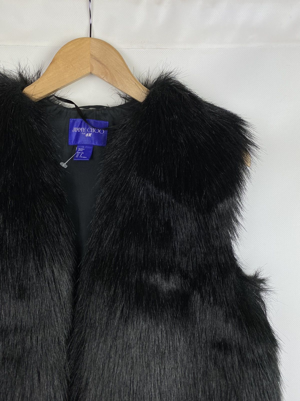 H&M × Jimmy Choo Jimmy Choo for H&M ladies faux fur vest gilet size US 8 Size M / US 6-8 / IT 42-44 - 5 Thumbnail