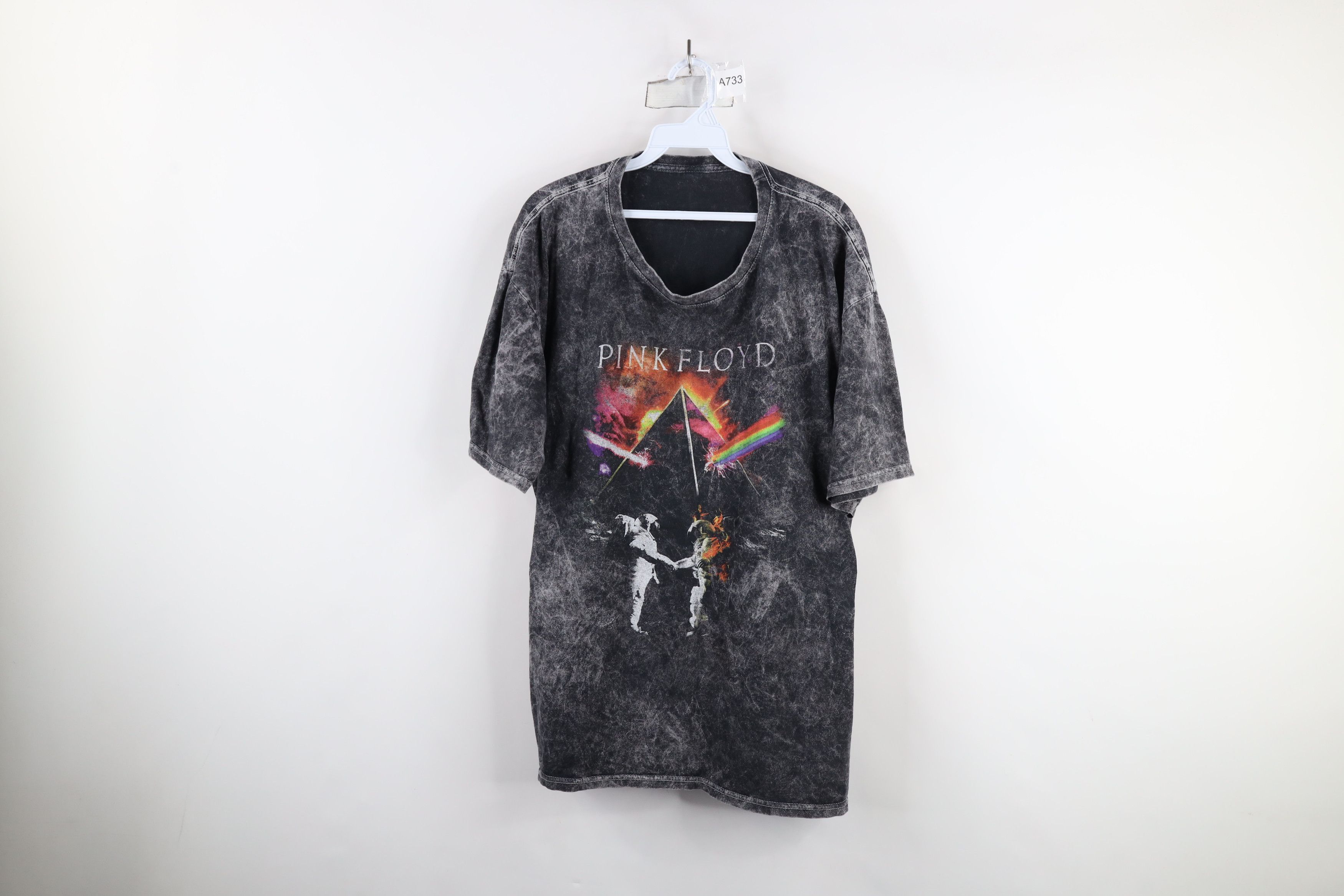 Vintage Vintage Y2K Acid Wash Spell Out Pink Floyd Band T-Shirt Size US XXL / EU 58 / 5 - 1 Thumbnail