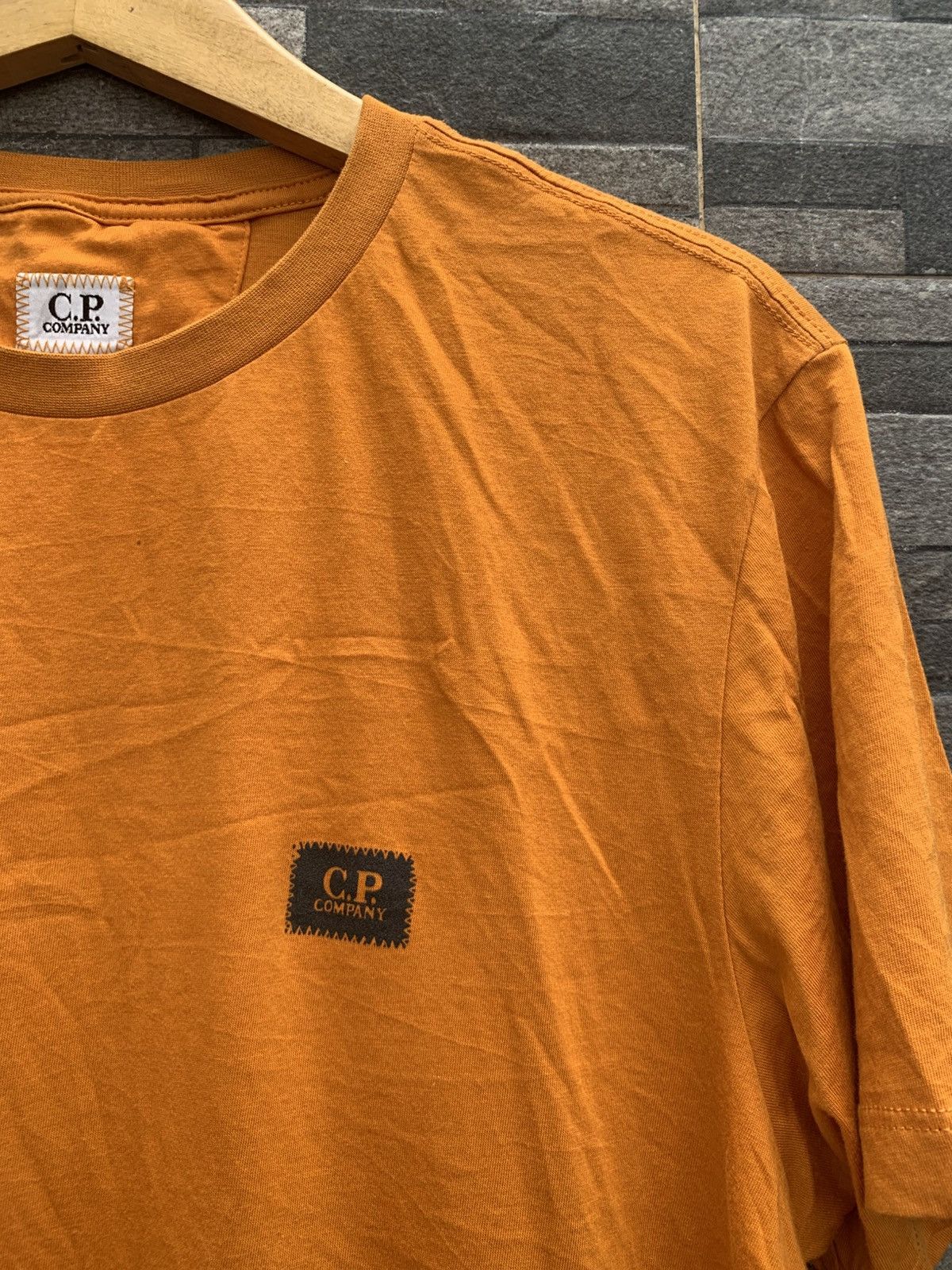 C.P. Company C.P Company Orange Logo Size US L / EU 52-54 / 3 - 2 Thumbnail