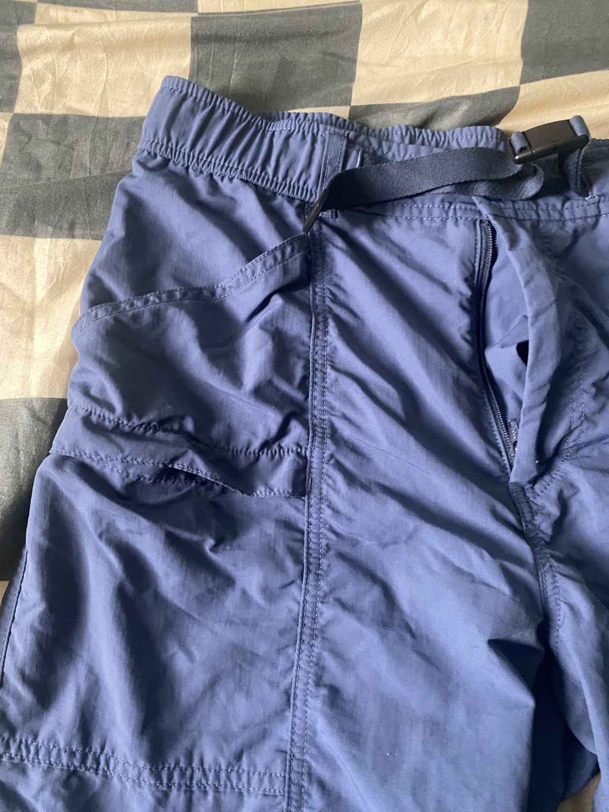 Uniqlo Uniqlo short pants Size US 34 / EU 50 - 5 Thumbnail
