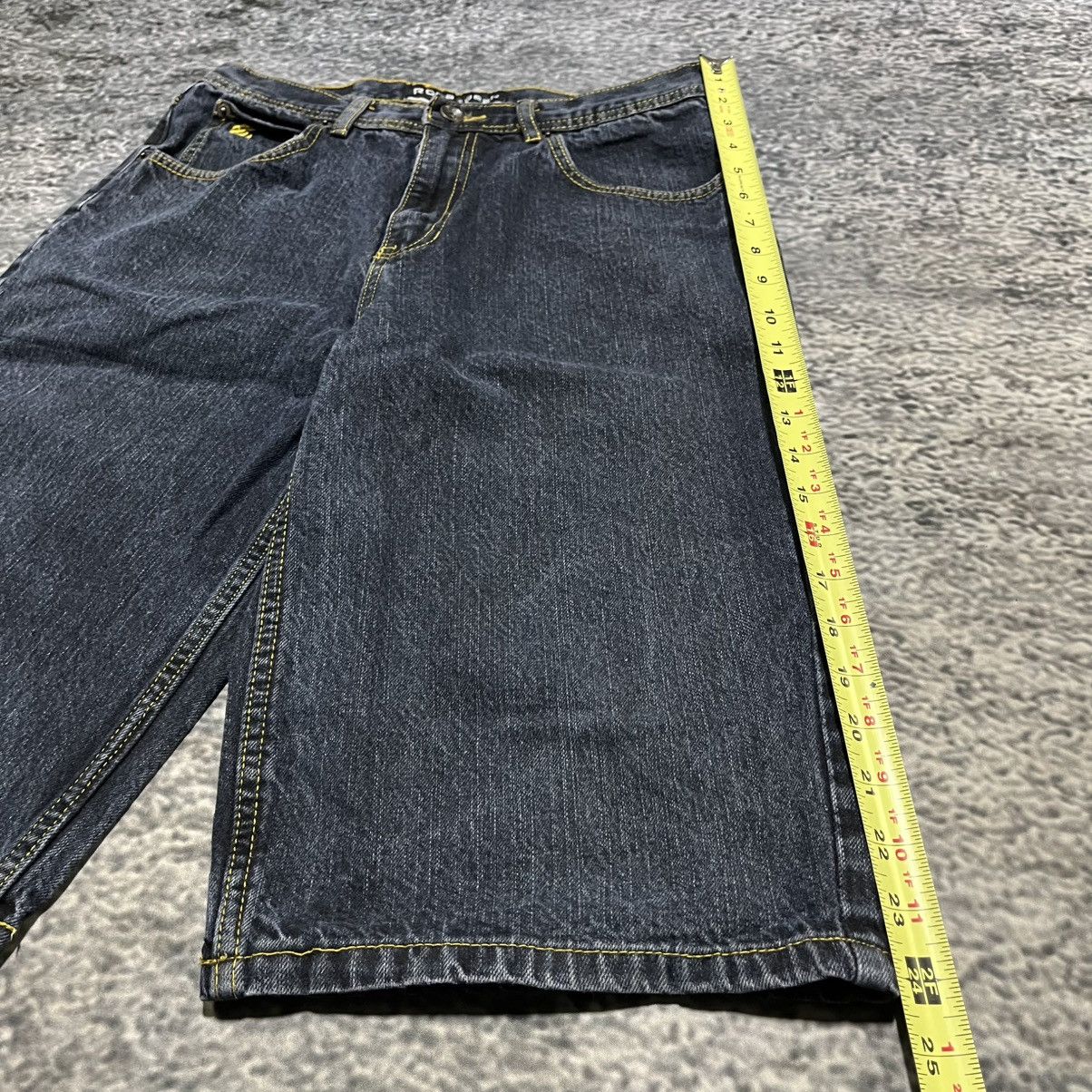Rocawear VINTAGE Y2K ROCAWEAR BAGGY JORTS GRUNGE SKATER SHORTS SZ 29 Size US 29 - 9 Thumbnail