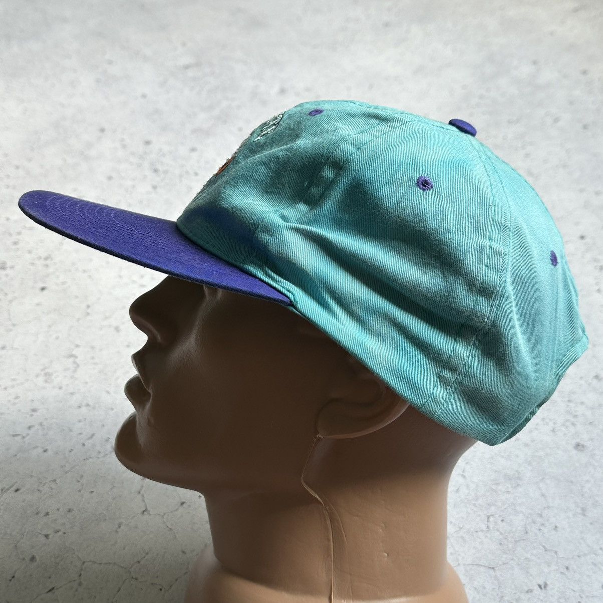 NBA × Vintage Vintage 90s NBA Charlotte Hornets SnapBack Hat Size ONE SIZE - 4 Thumbnail