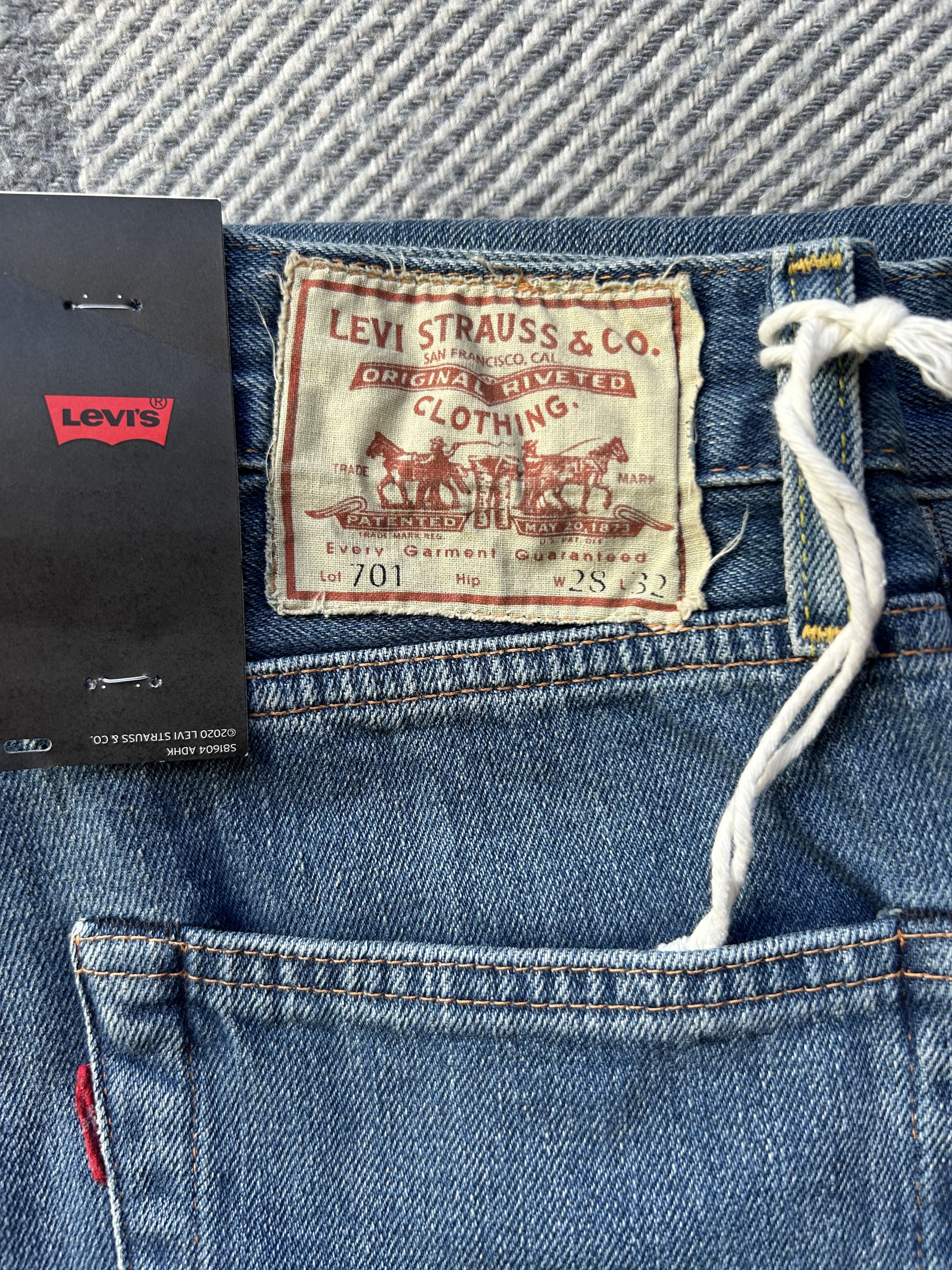Levi's Vintage Clothing LVC 701 1950s Japanese Selvedge Denim — W28 L32 — NWT Size 28" / US 6 / IT 42 - 5 Thumbnail