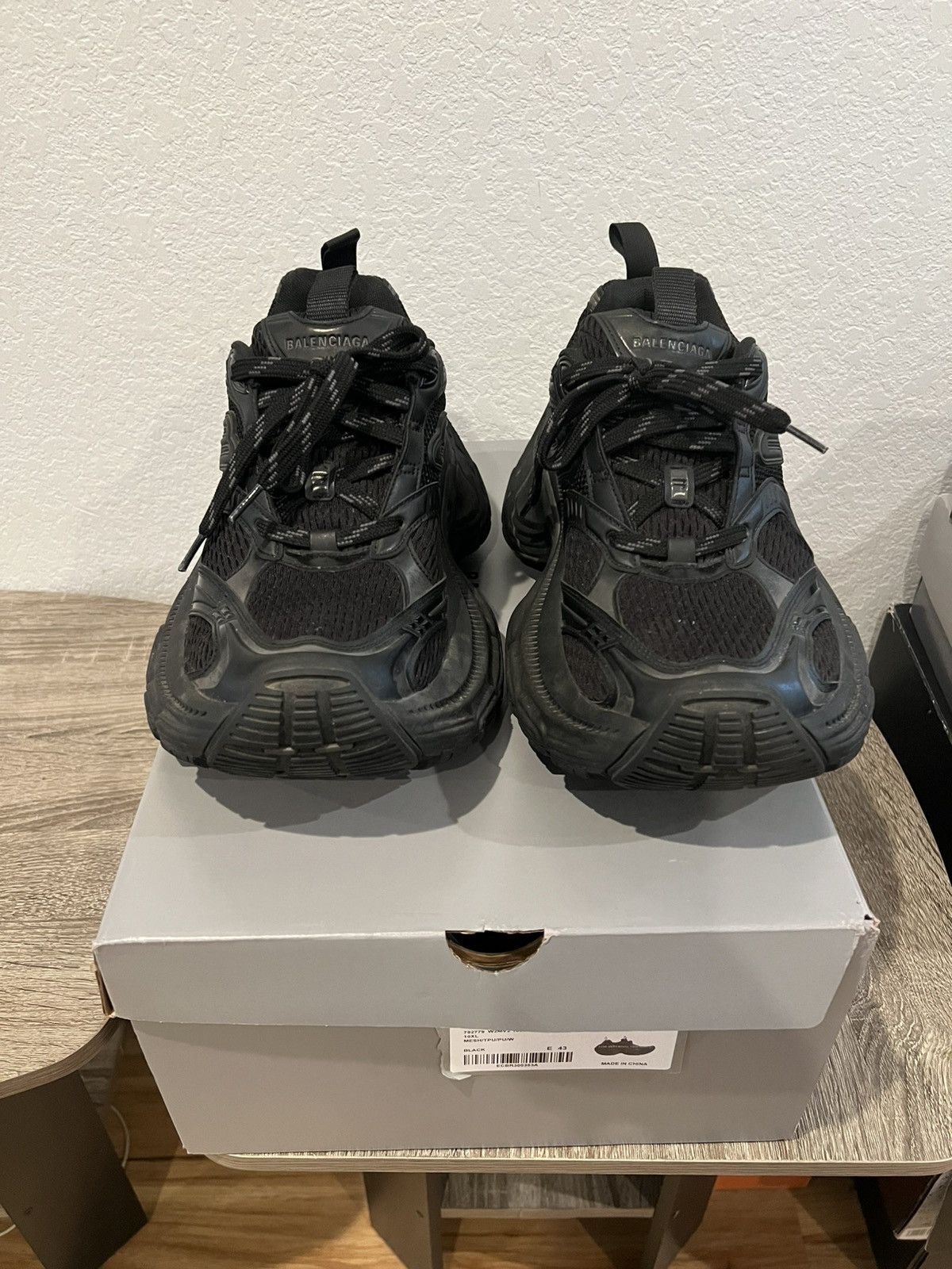 Balenciaga Balenciaga 10XL Black Size US 10.5 / EU 43-44 - 3 Thumbnail
