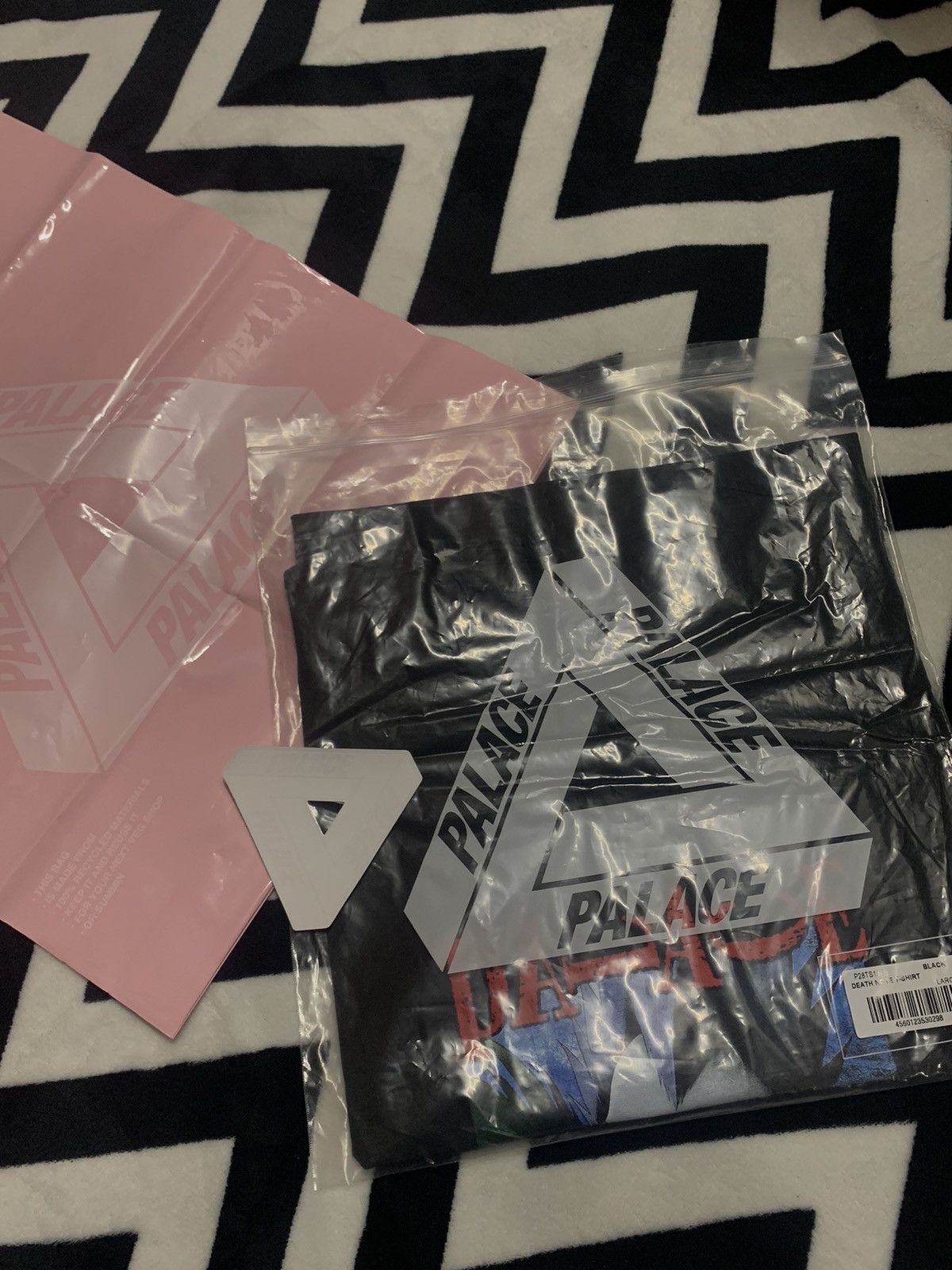 Palace Palace x Death Note Tee (Black) Size US L / EU 52-54 / 3 - 10 Thumbnail