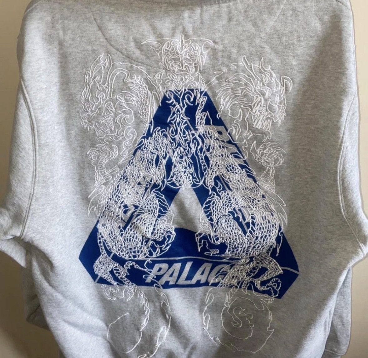 Palace Grey Palace dragon embroidered hoodie Size US L / EU 52-54 / 3 - 2 Thumbnail