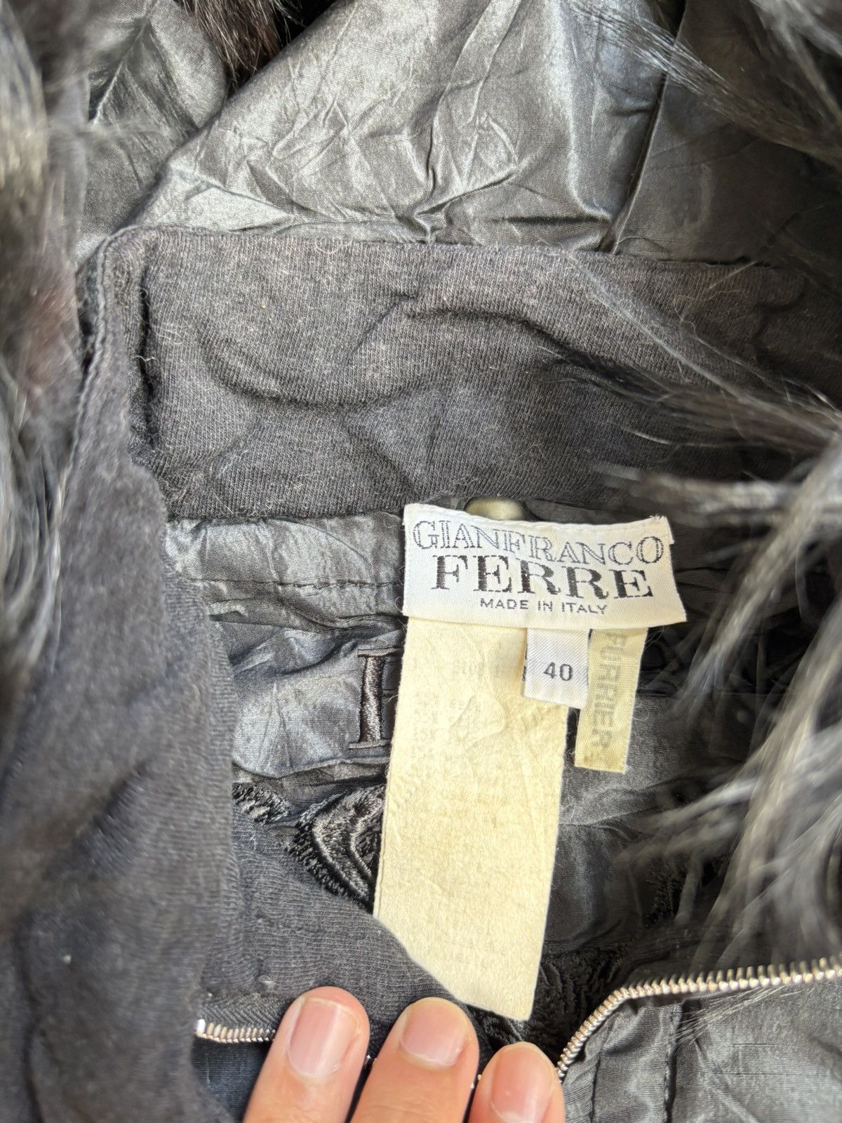 Gianfranco Ferre Gianfranco ferre fur hooded jacket Size US L / EU 52-54 / 3 - 4 Thumbnail