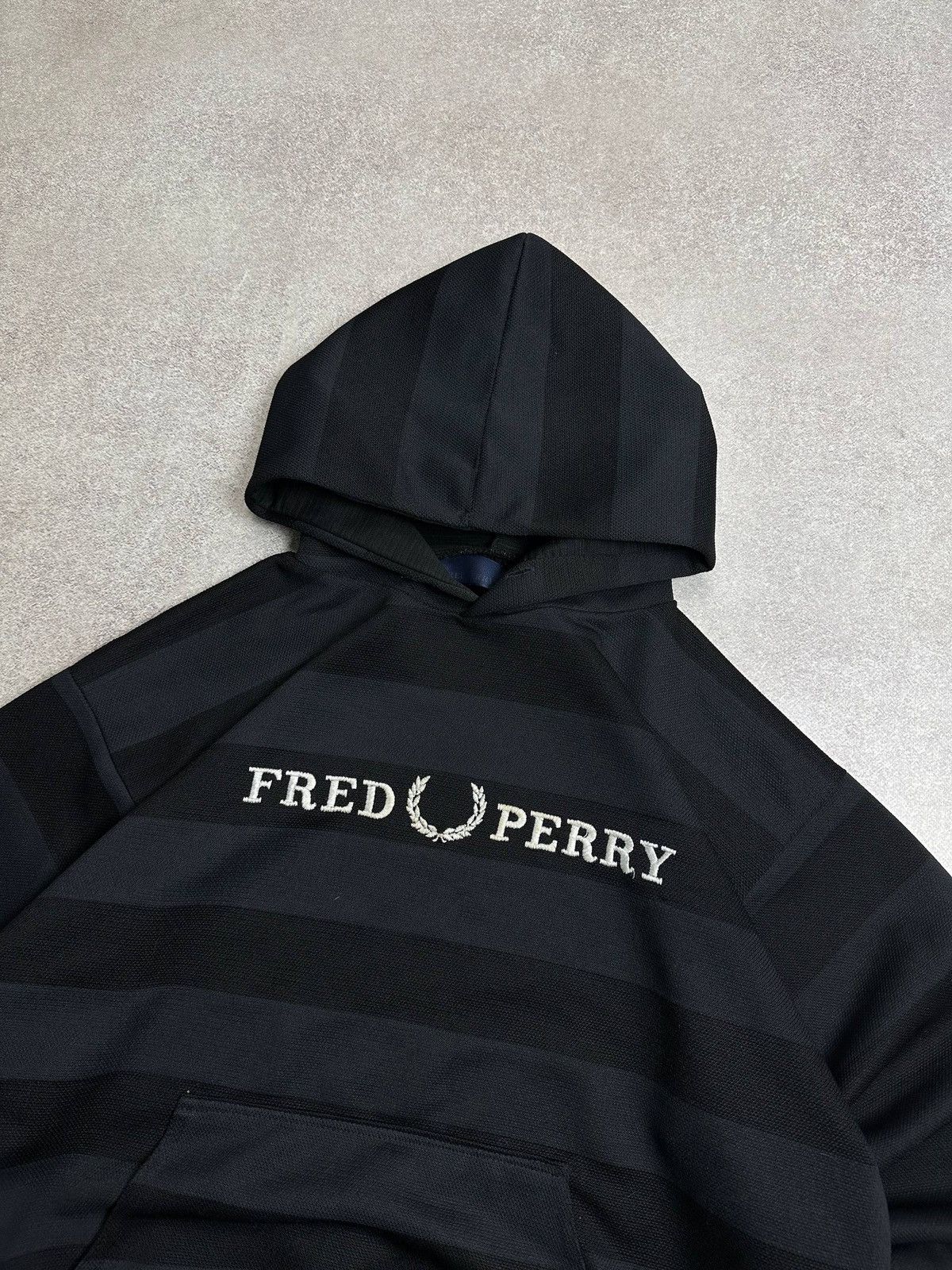Fred Perry Vintage Fred Perry Spellout Big Logo Hoodie Rare S Size US S / EU 44-46 / 1 - 3 Thumbnail