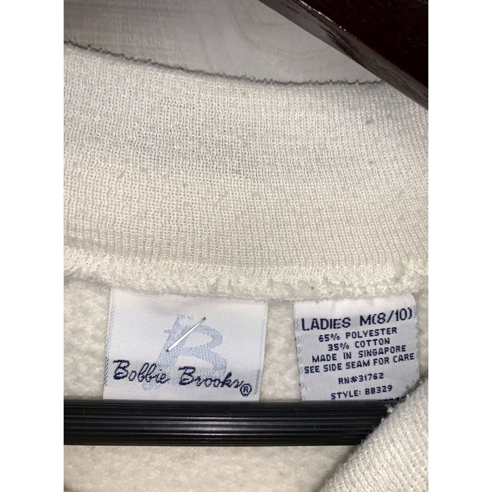 Vintage VINTAGE Bobbie Brooks Winter Womenderland Sweatshirt Ugly Christmas Sweater Sz M White Womens Size M Holiday 1990s - Casual Logo Glow Size M / US 6-8 / IT 42-44 - 5 Thumbnail