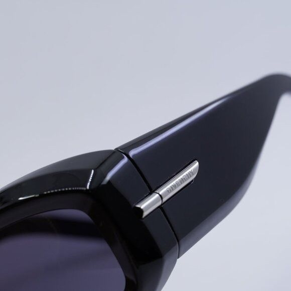Givenchy 🕶️ New Givenchy GV40044U 01A Sunglasses - Black Frame Size ONE SIZE - 4 Thumbnail