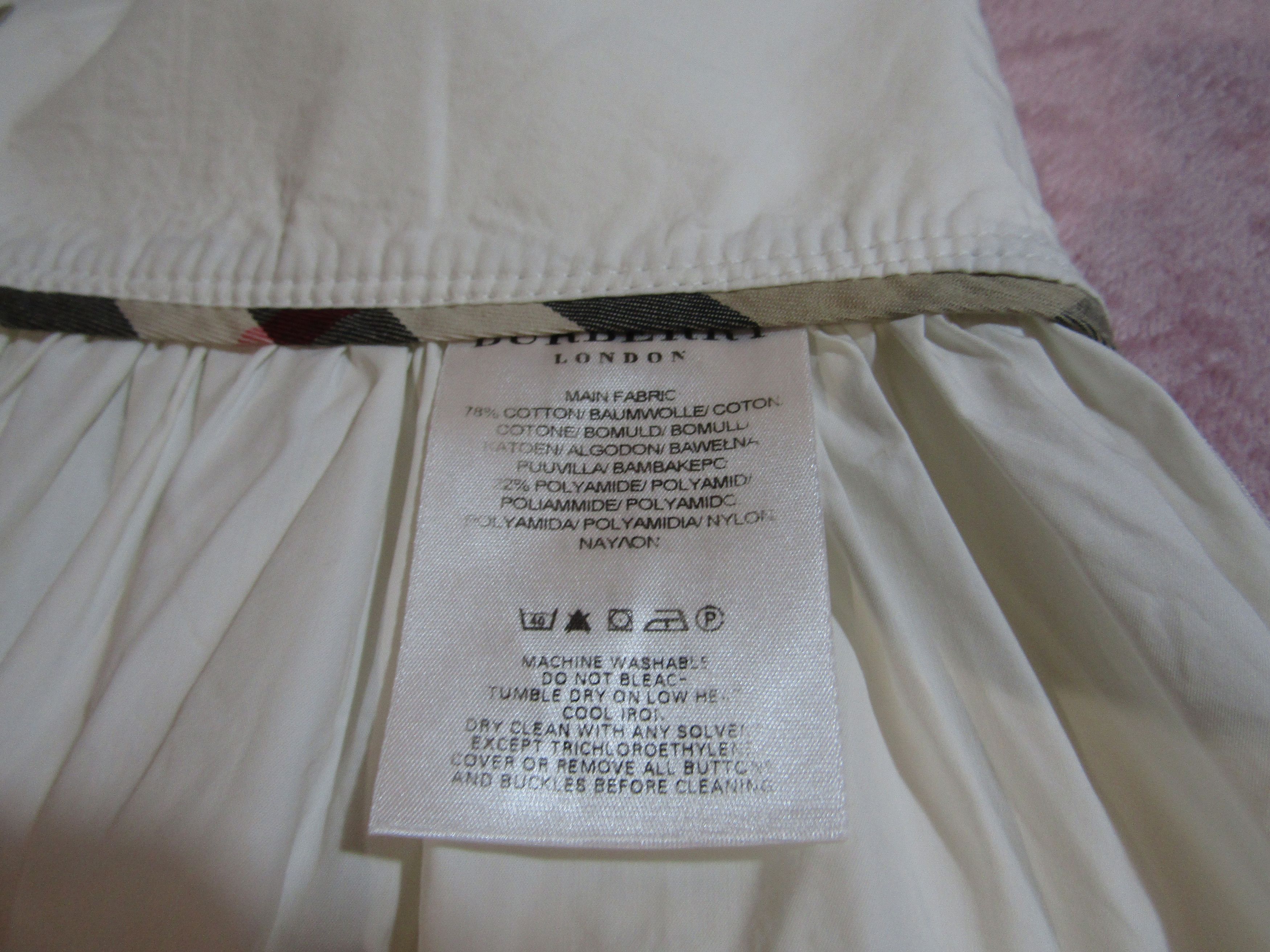 Burberry Burberry London Women’s Hip Skirt Made in Italy Size 27" / US 4 / IT 40 - 6 Thumbnail