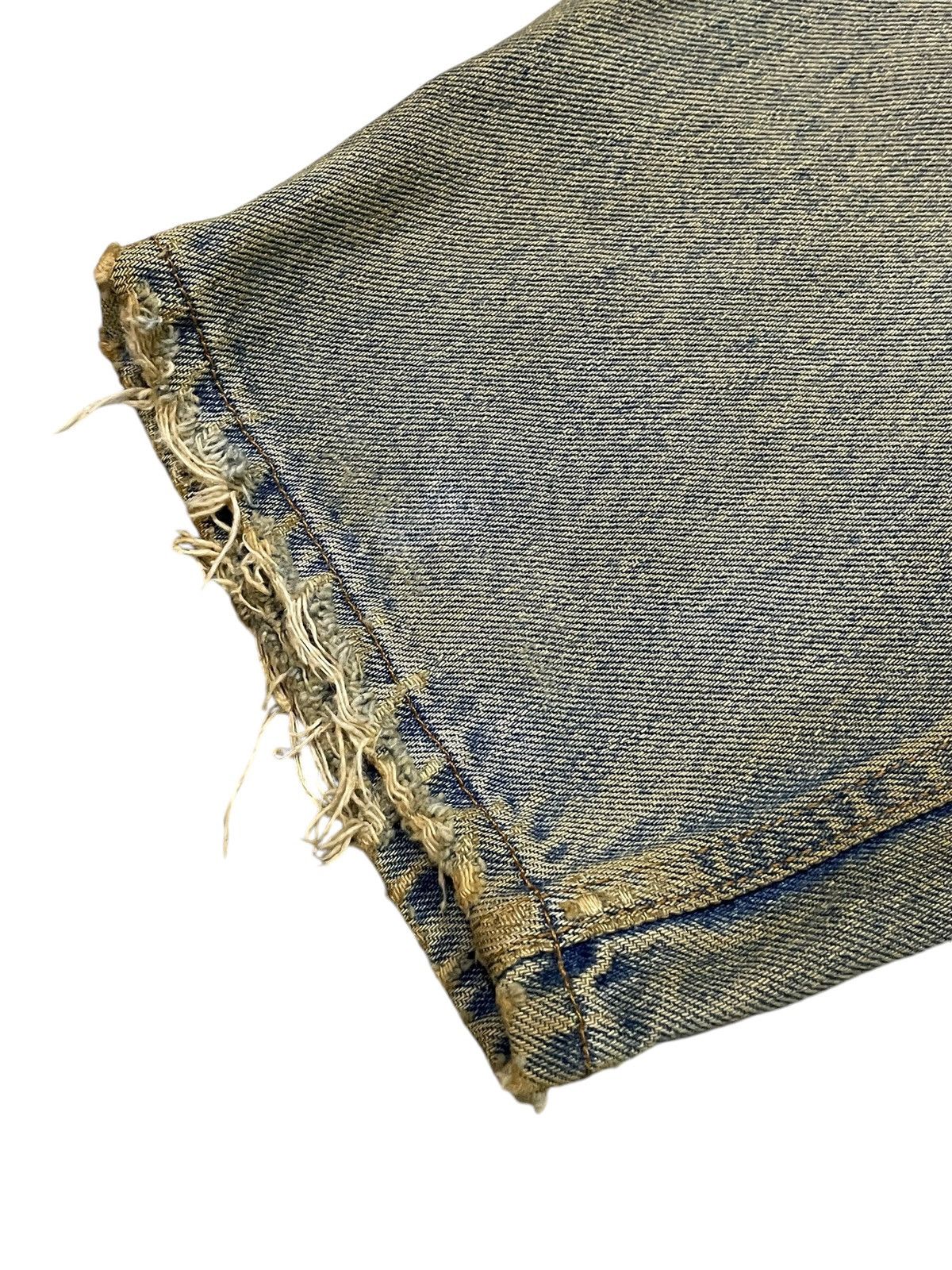 Levi's × Vintage Vintage Levis 560 Tapered Leg Loose Mud Wash Jeans Size US 35 - 7 Thumbnail