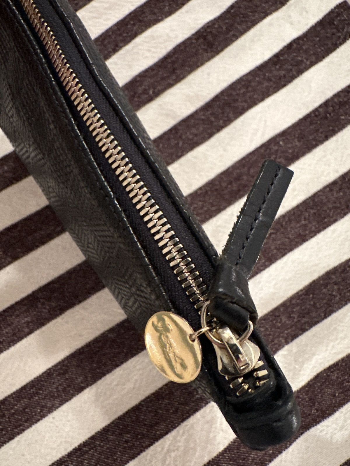 Clare V. Clare V. Textured Clutch with Tabs Size ONE SIZE - 5 Thumbnail