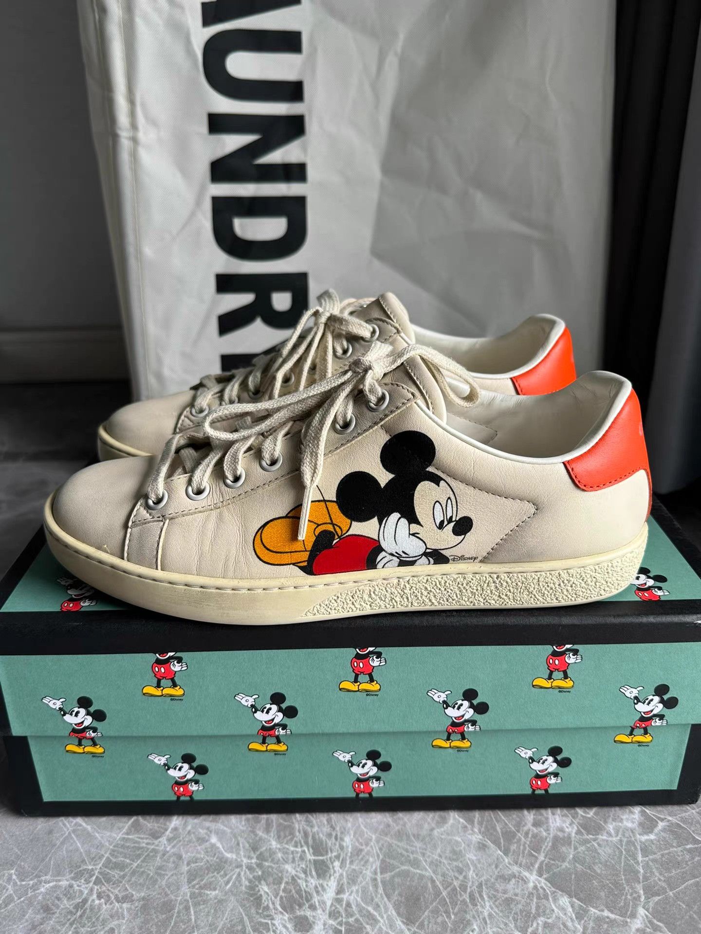 Gucci Gucci Ace Sneakers (Disney Collaboration) K6 Size US 7 / IT 37 - 1 Thumbnail