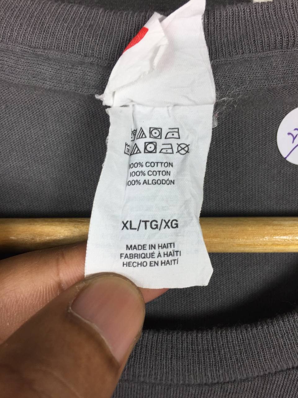 Hanes × Vintage Don't Tell Stories Wording Statement Tee Size US XL / EU 56 / 4 - 16 Thumbnail