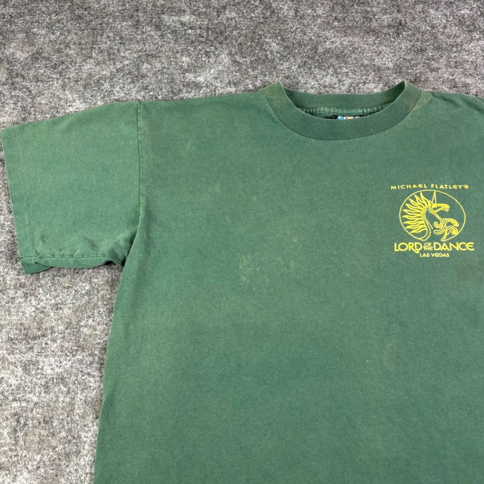 POP MART VINTAGE Lord of the Dance T-Shirt Green Large 1997 Michael Flatley Mens Size US L / EU 52-54 / 3 - 7 Thumbnail