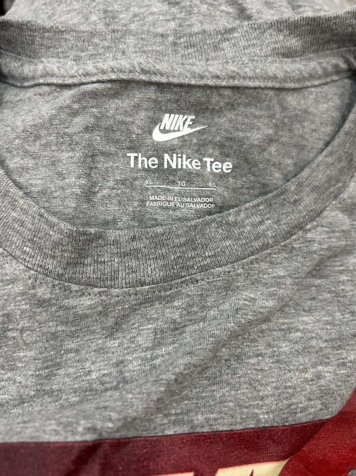 Nike Gray nike graphic tshirt Size US XL / EU 56 / 4 - 3 Thumbnail