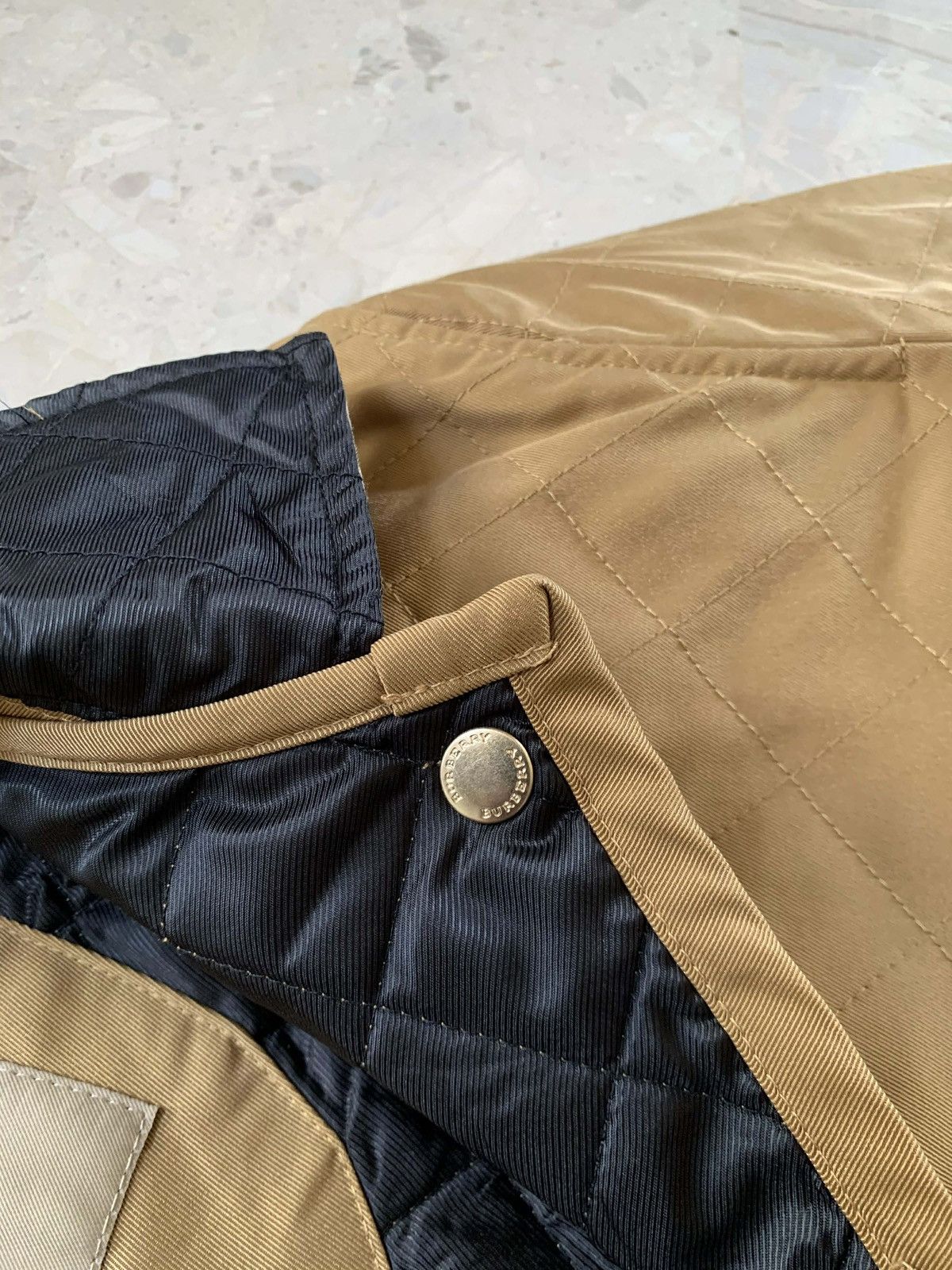 Burberry Burberry Quilted Barn Jacket Size M / US 6-8 / IT 42-44 - 5 Thumbnail