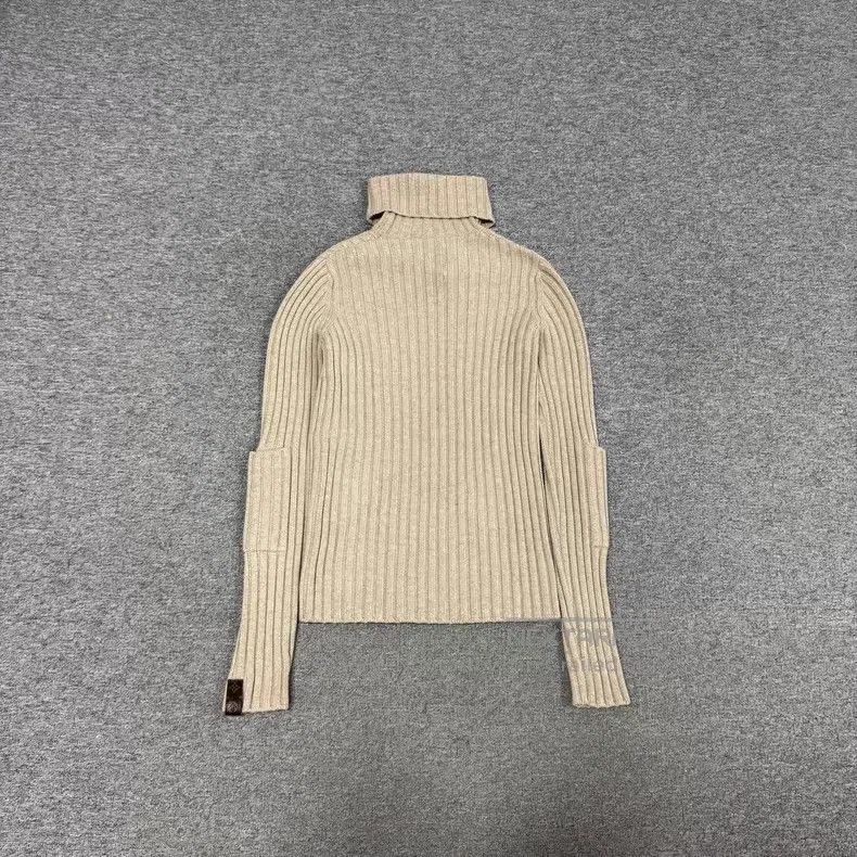 Louis Vuitton Louis Vuitton Cuff leather turtleneck sweater Size XS / US 0-2 / IT 36-38 - 2 Thumbnail