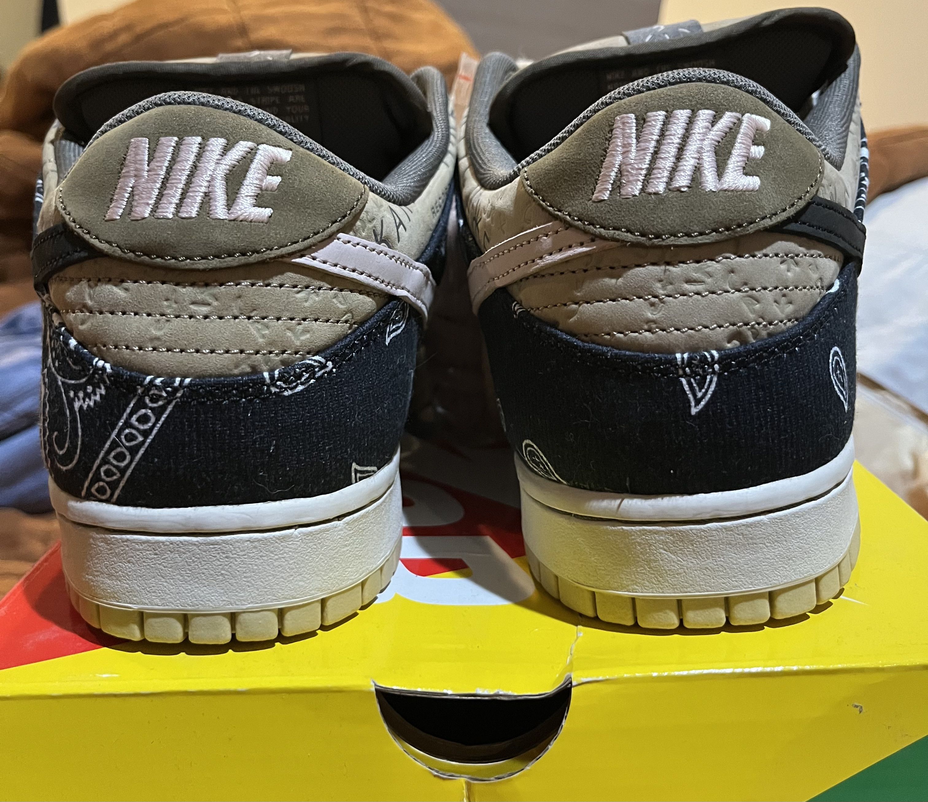 Nike × Travis Scott Travis Scott x Nike SB Dunk Low "Cactus Jack" Size US 13 / EU 46 - 7 Thumbnail